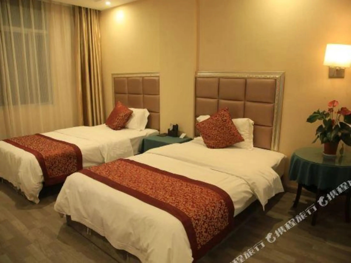 Yiluyue Business Hotel