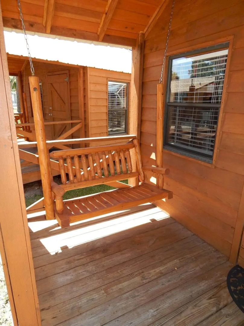 Road Runner Travel Resort - Caravan Park