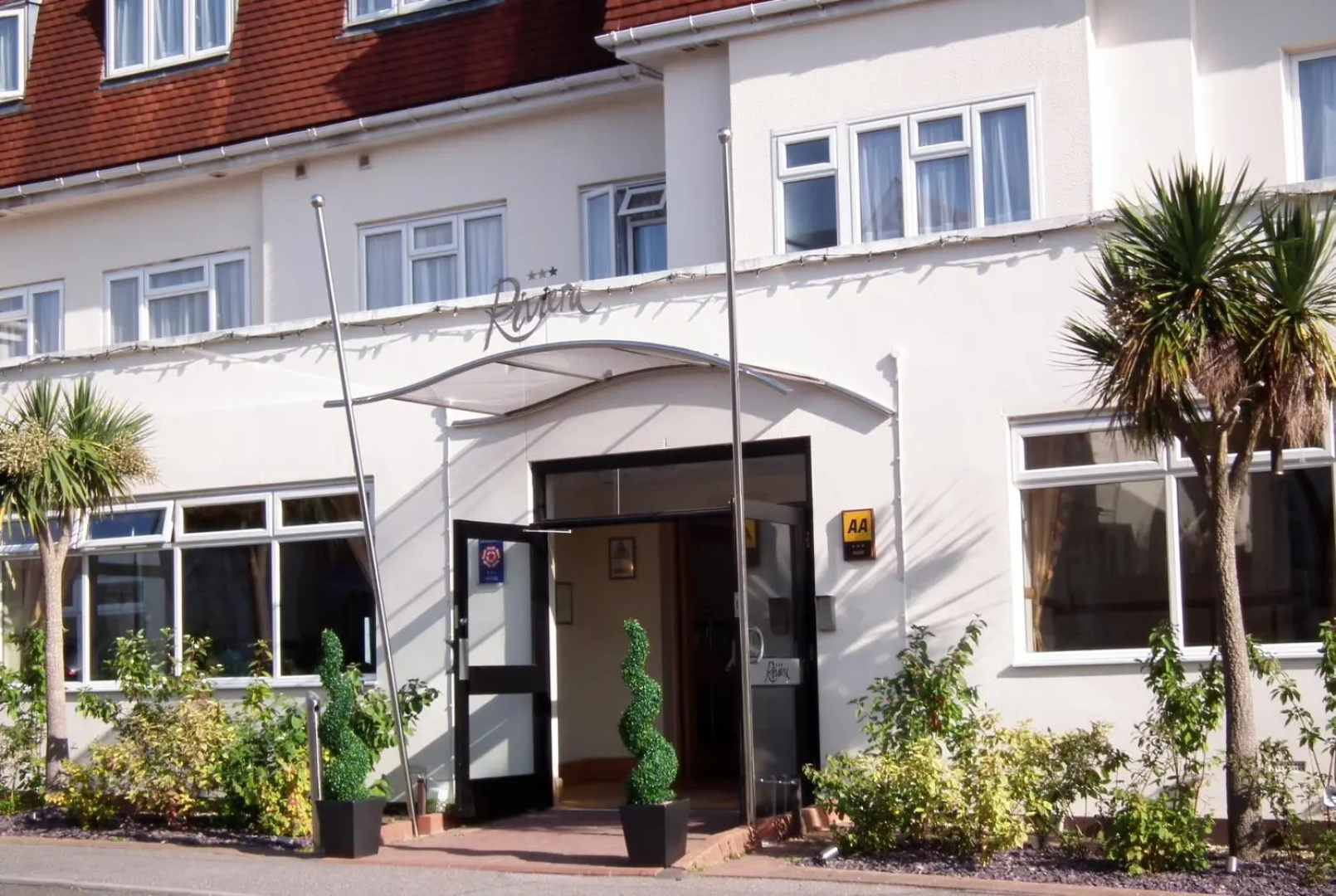 The Riviera Hotel & Holiday Apartments