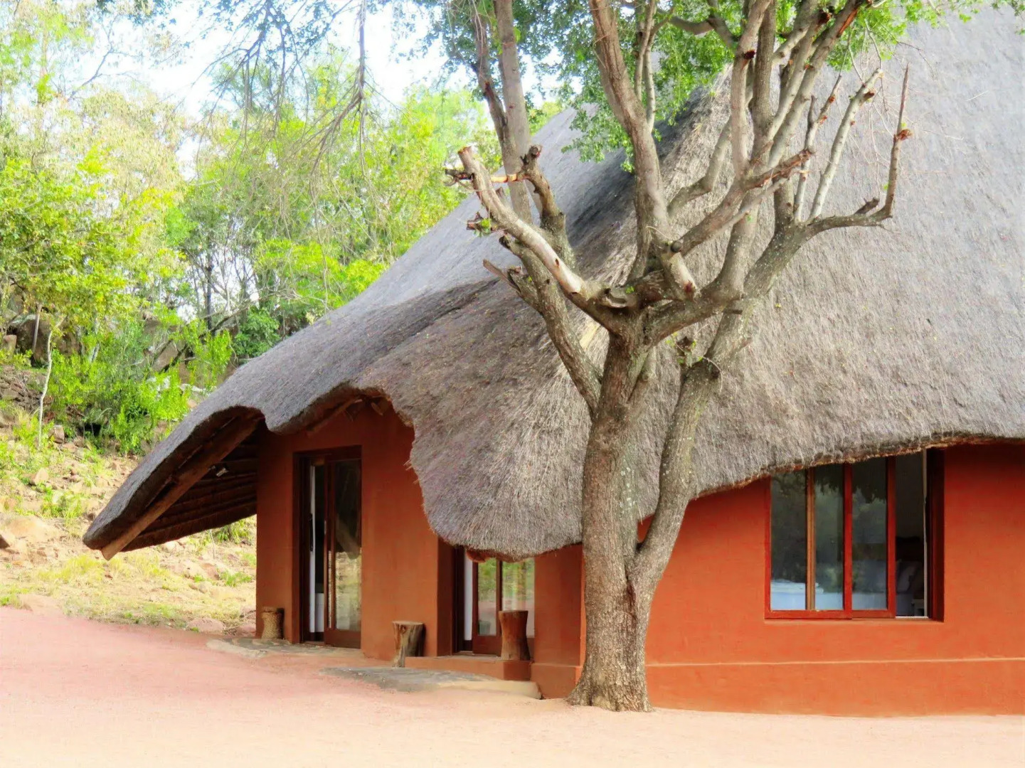 Zebras Crossing Lodge