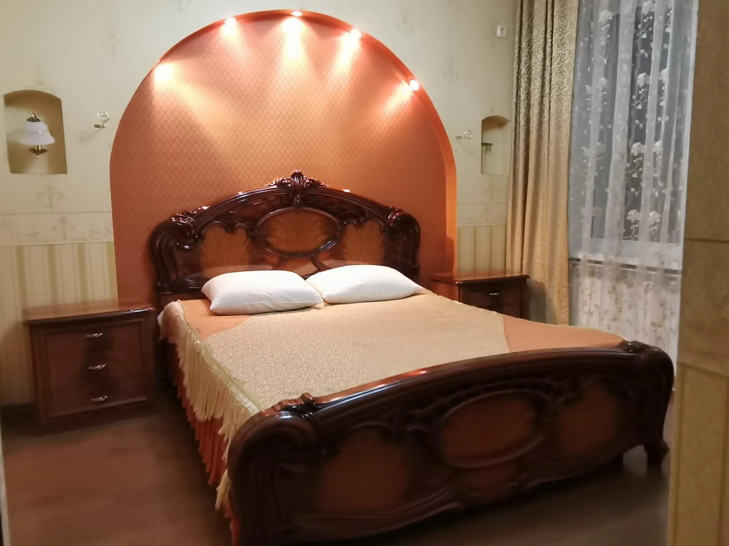 Отель Гранд Плюс