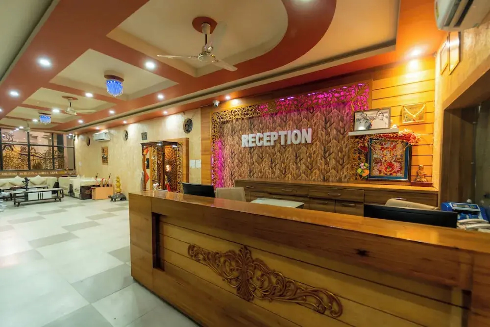 Hotel Royal Palace - Sagar