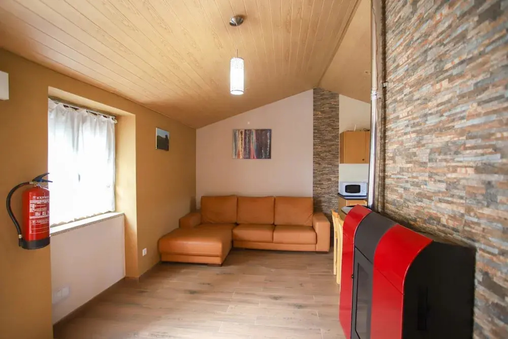 House With 2 Bedrooms in Sortelha, With Wonderful Mountain View, Furnished Terrace and Wifi - 200 km From the Beach