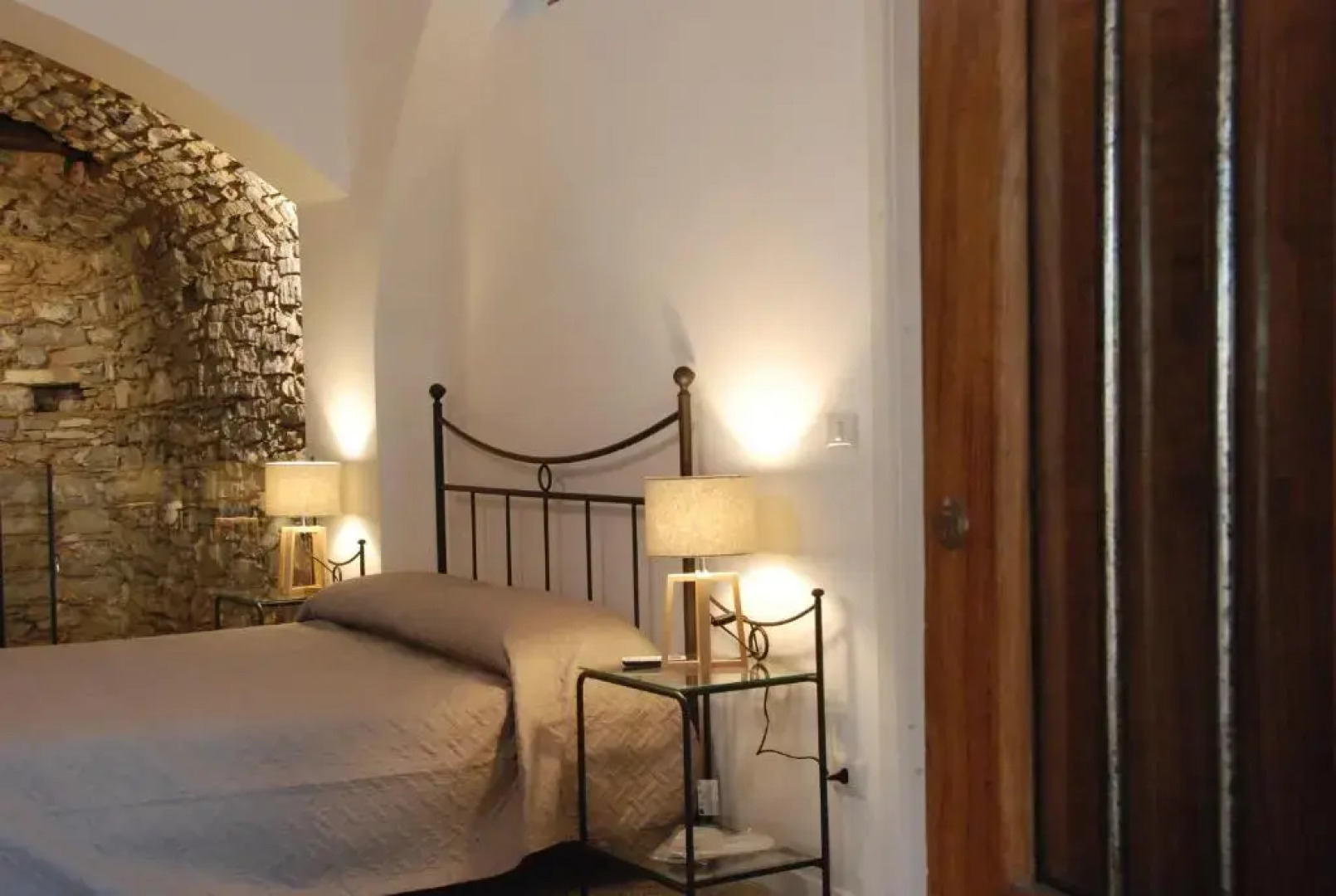 Santo Mercurio Country House