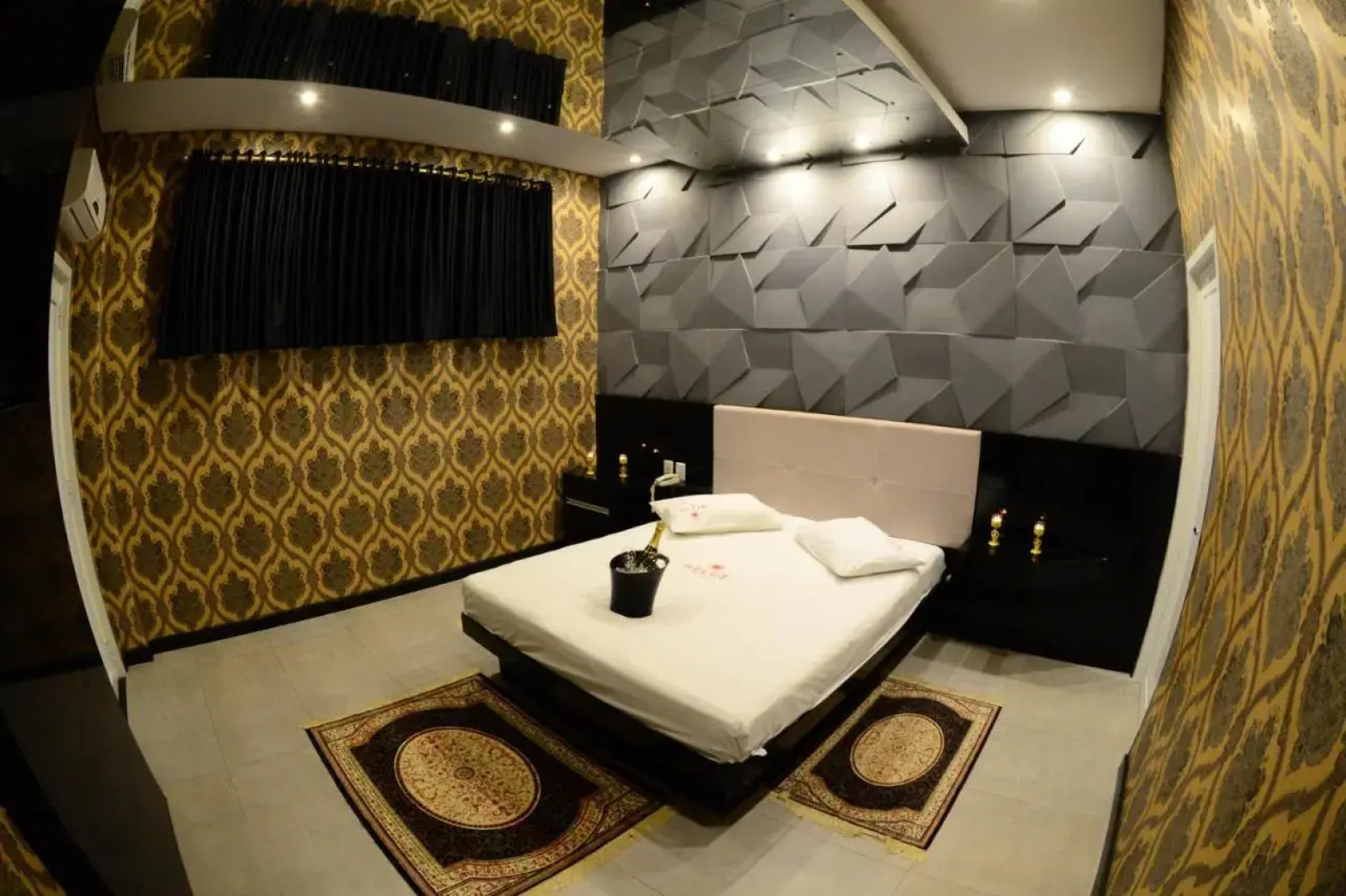 Helus Motel