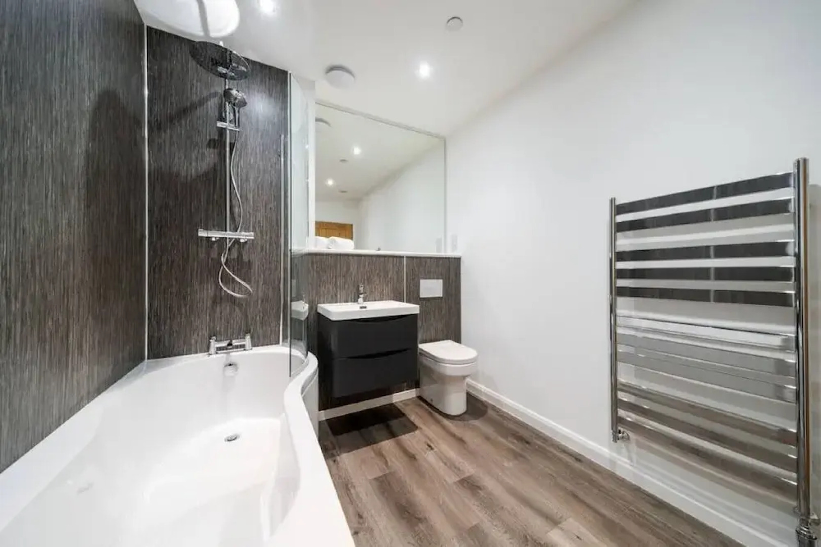 South Esk 7 - Modern 3 bed Apartment