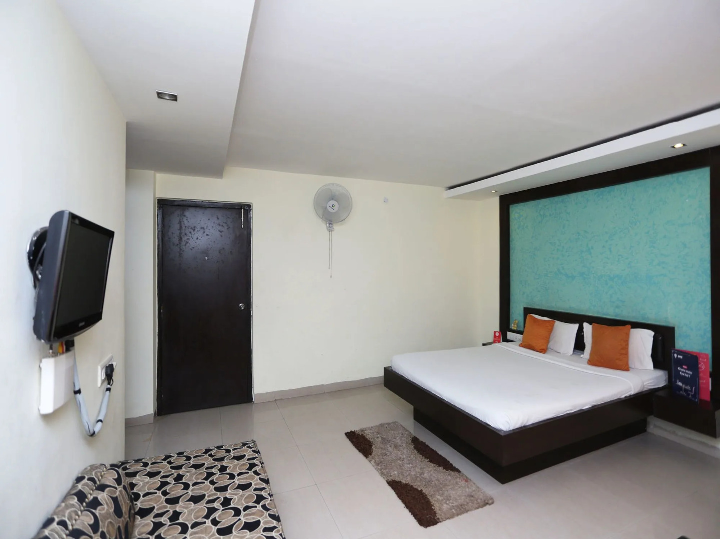 Hotel Mantri Residency