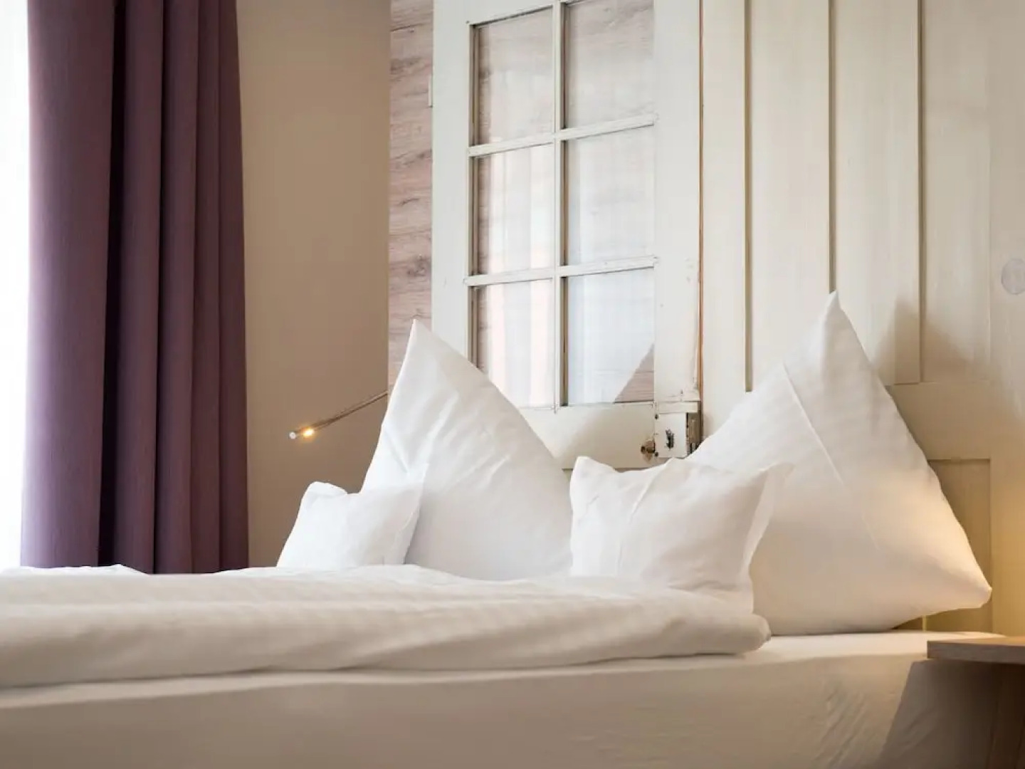 Weinbar und Hotel FahrAway