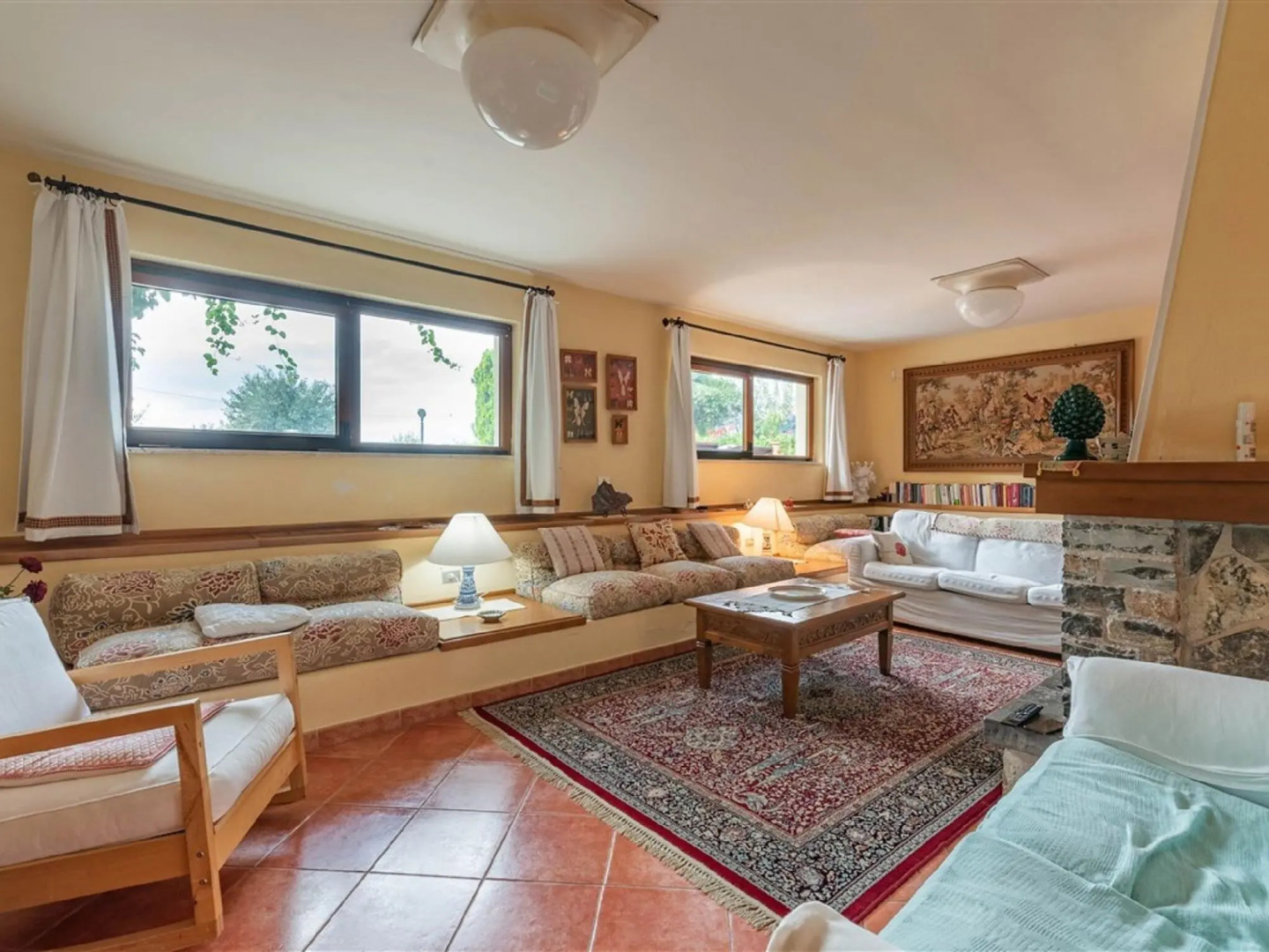 Splendid Villa with swimming pool a stone's throw from Palermo