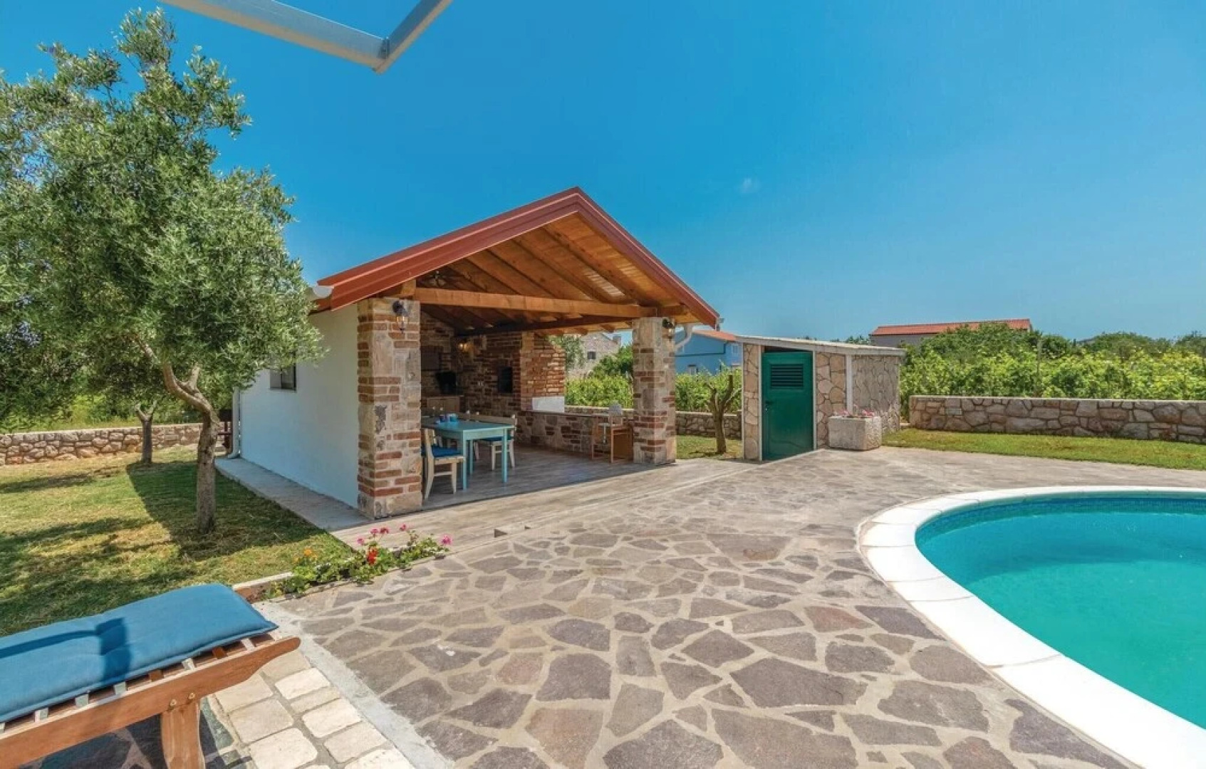 Amazing Home in Pasman With Wifi and 8 Bedrooms