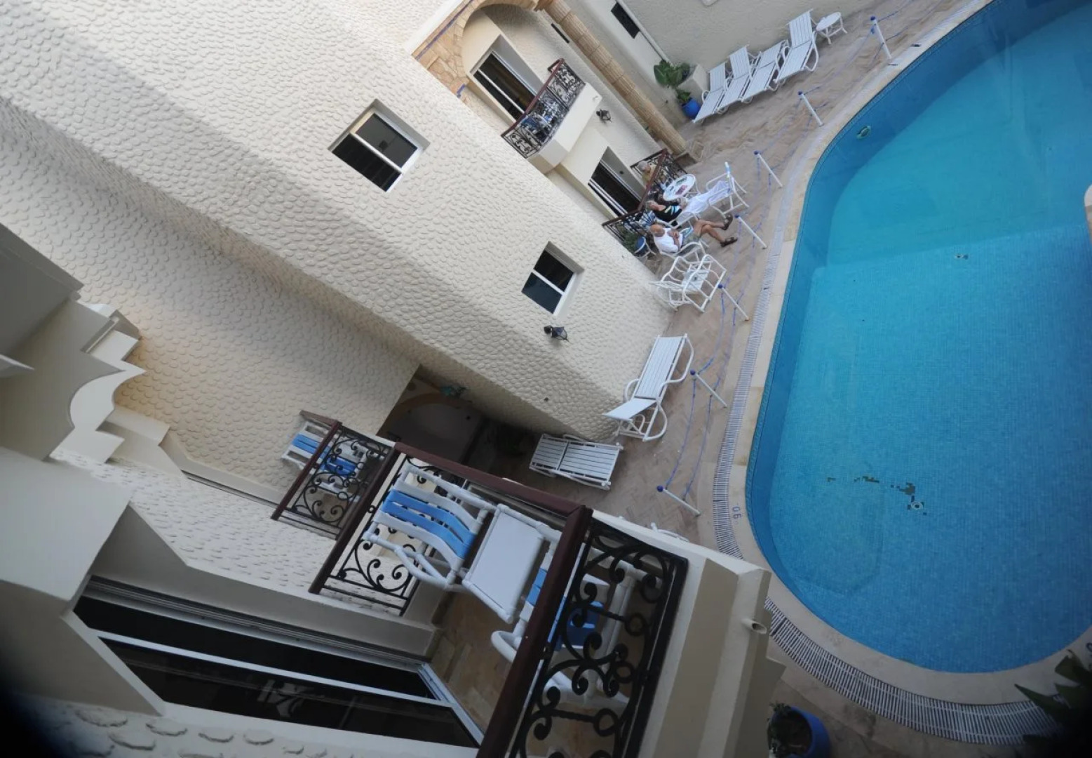 Al Jasira Suites & Spa