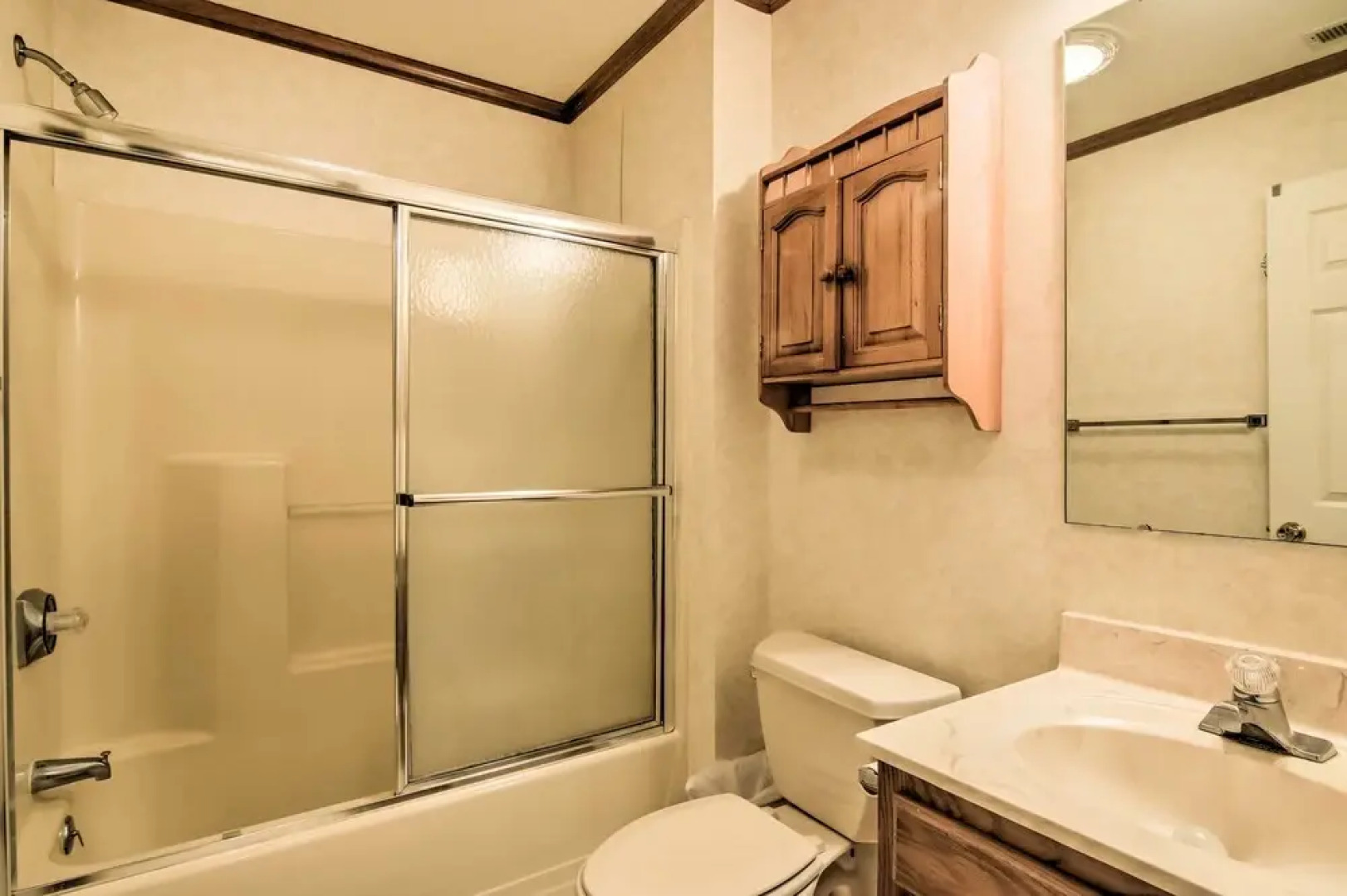 Golf Getaway w/ Pool Access 2 Mi to Bethany Beach!