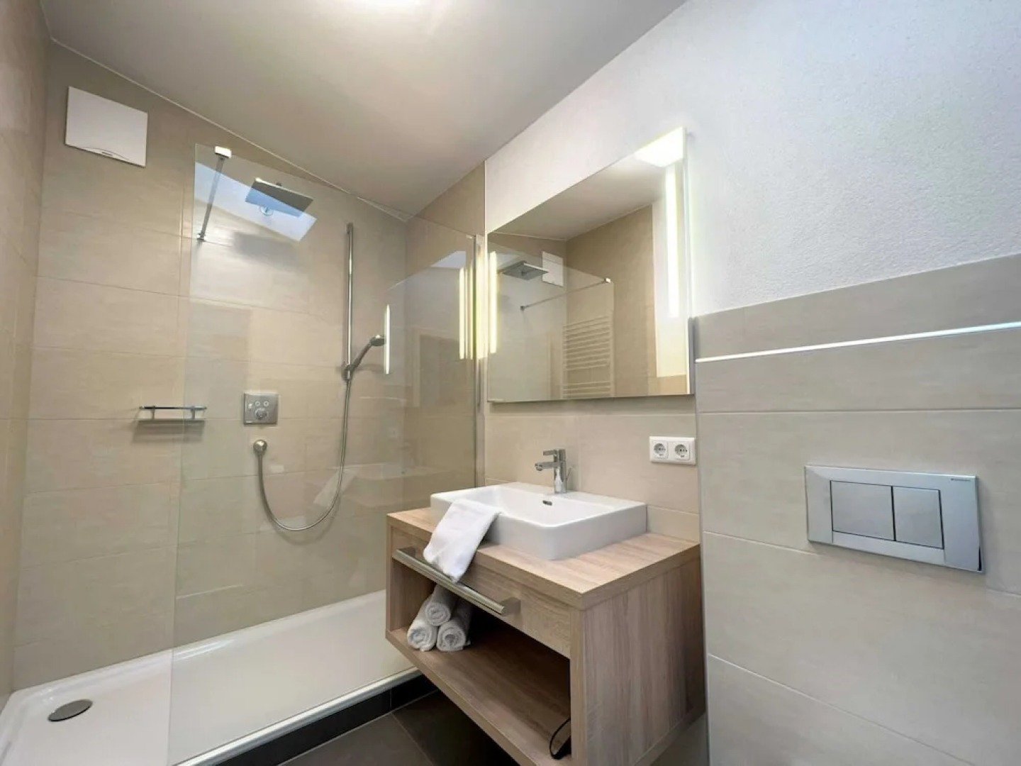 Spacious Apartment in Piesendorf near Ski Area