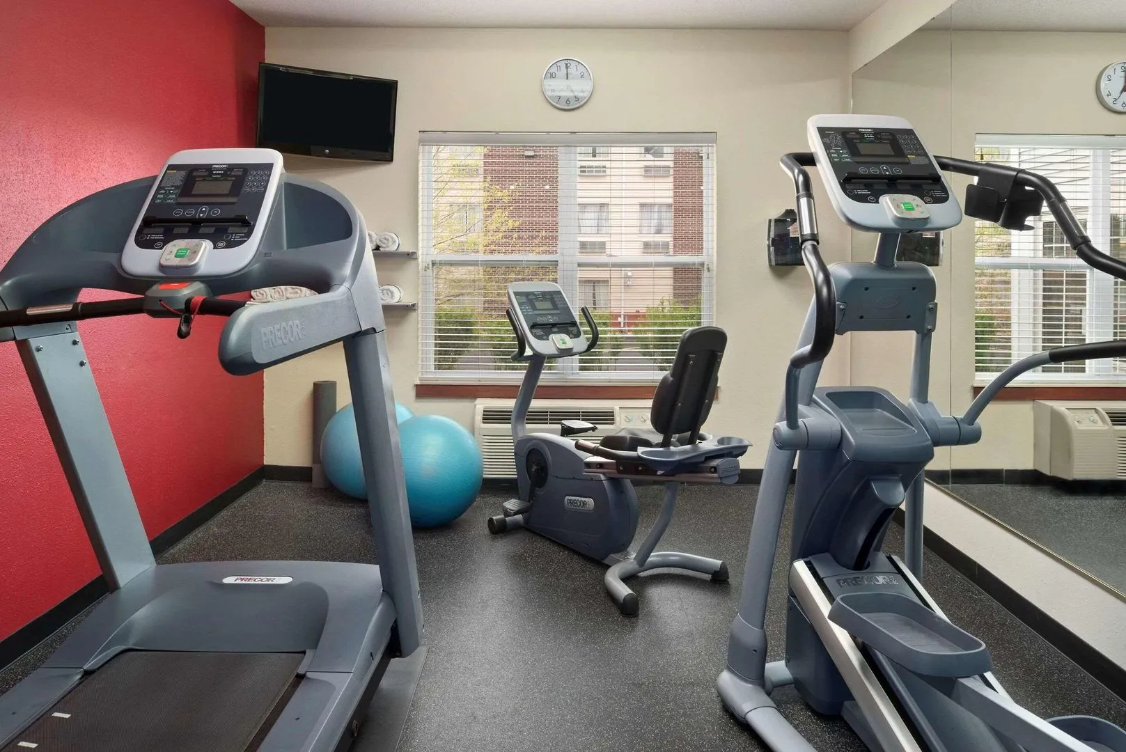 Country Inn & Suites by Radisson, Stevens Point, WI