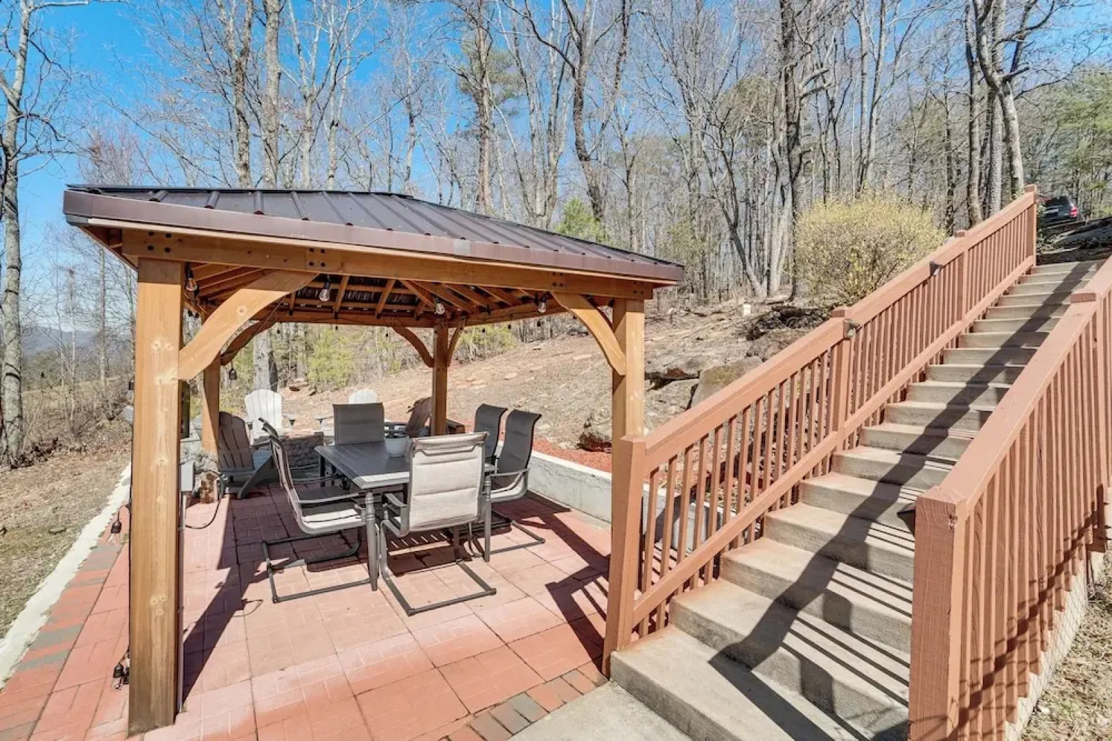Pool, Hot Tub & Mountain Views: Cleveland Cabin