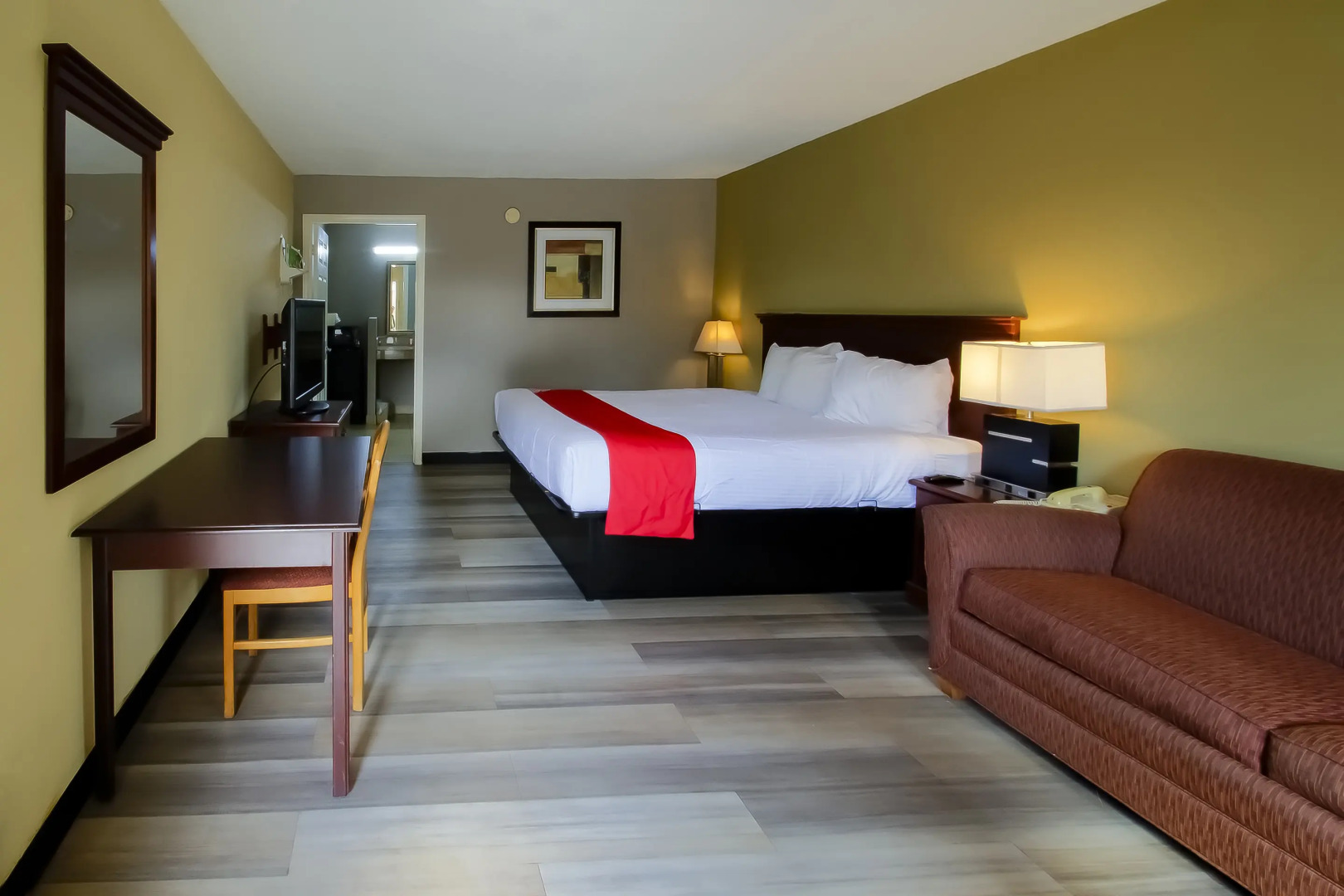 Cypress Inn & Suites Washington by OYO