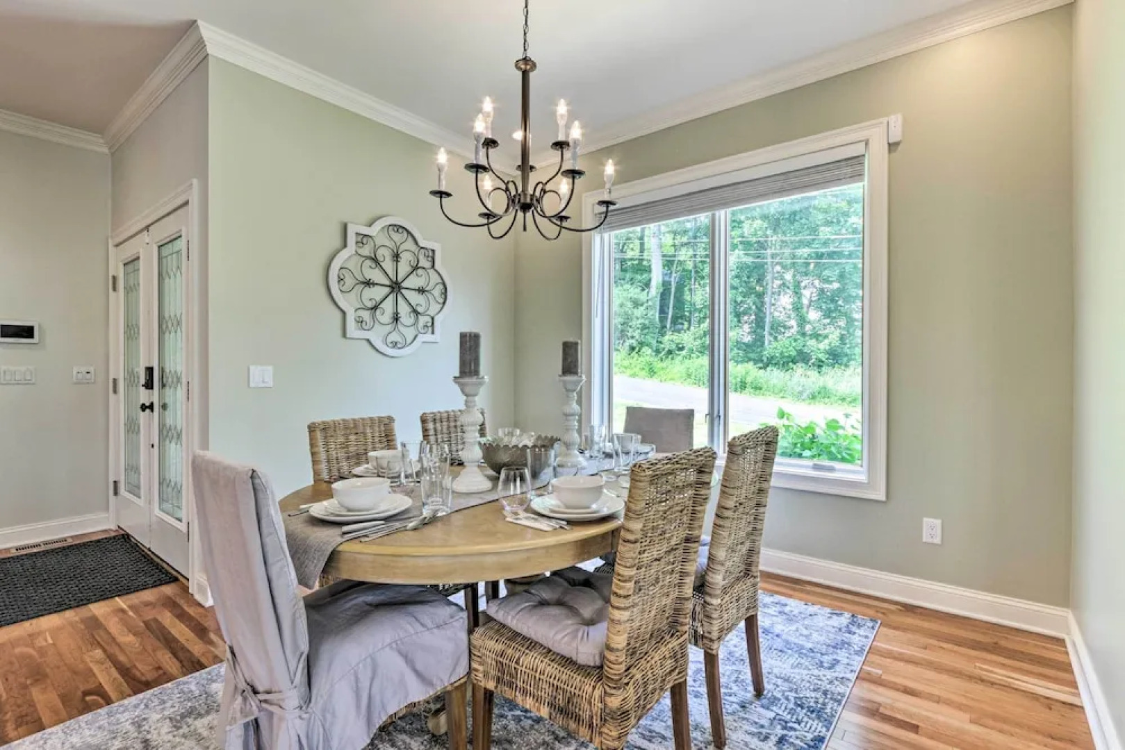 Elegant Middlefield Getaway w/ Game Room!