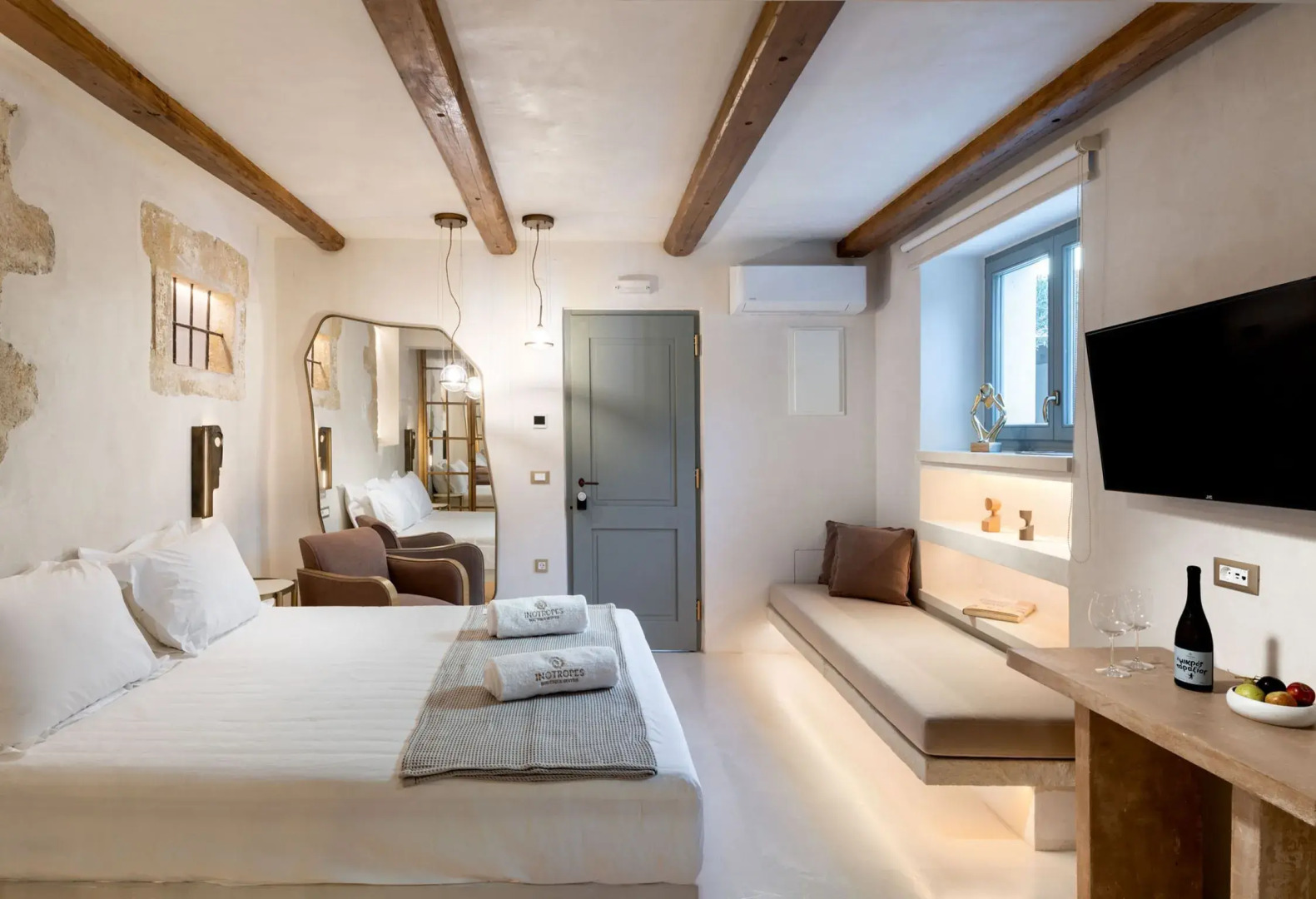 Inotropes Boutique Suites