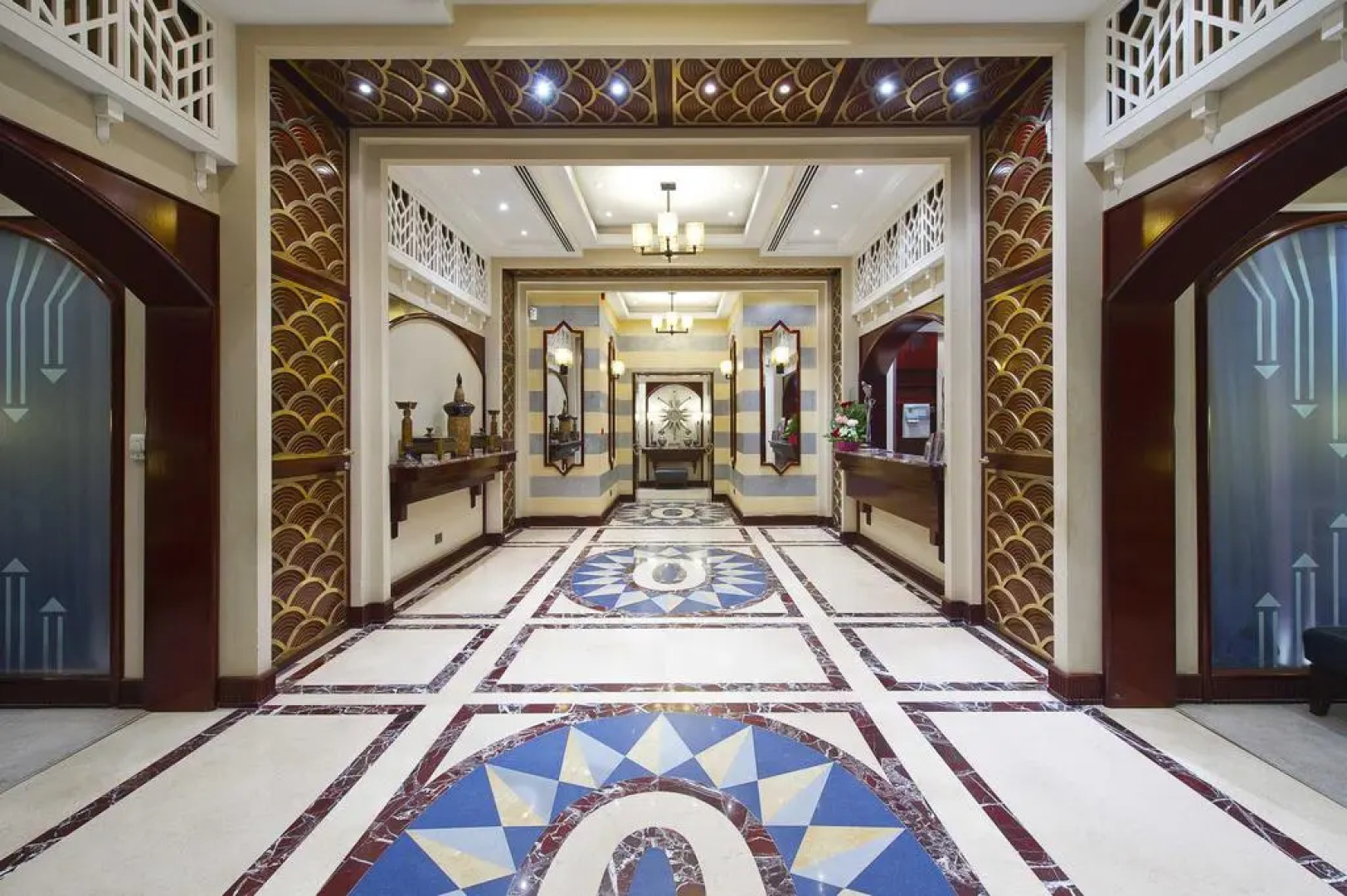 Excelsior Luxury Apartments