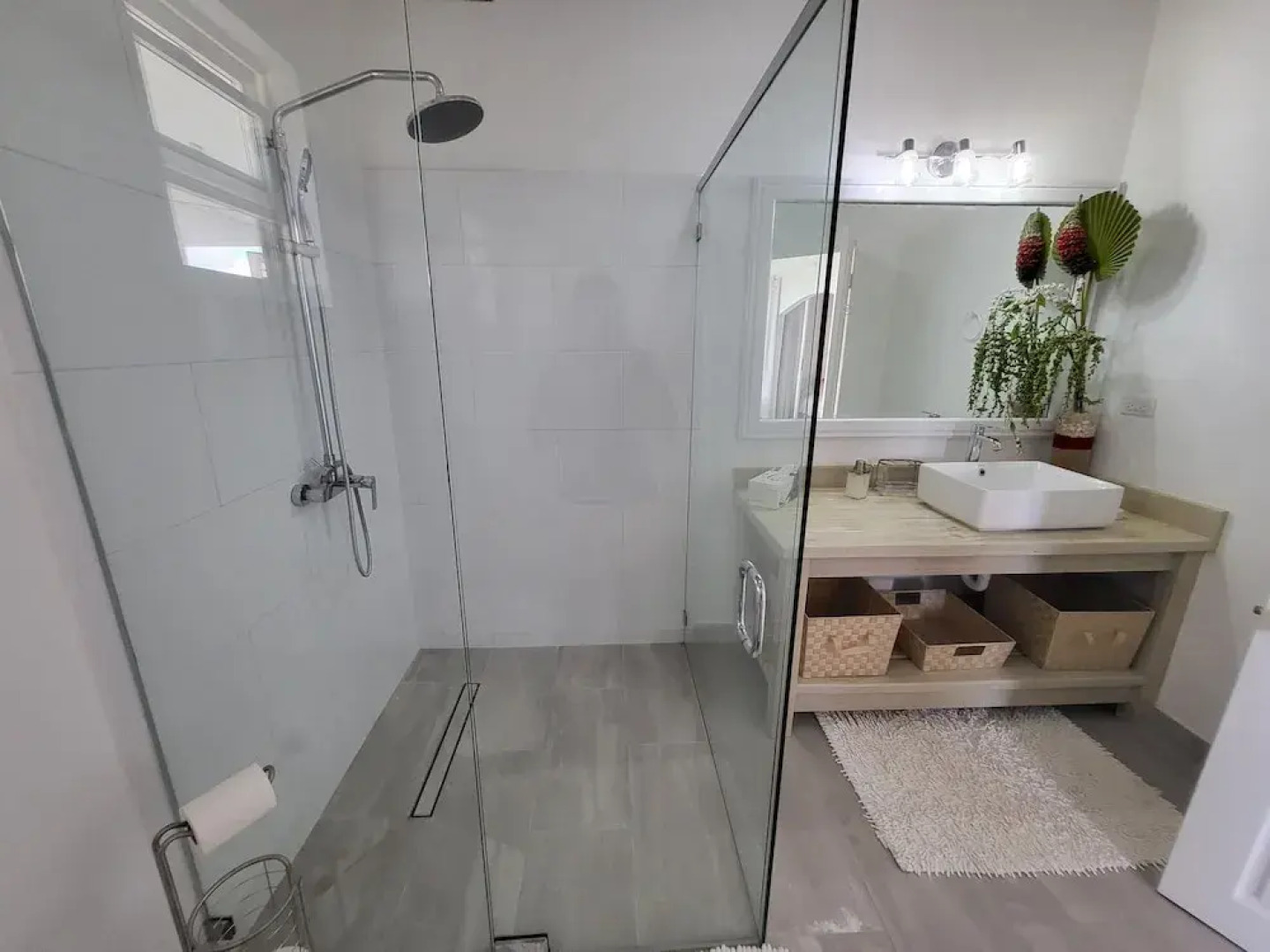 Unique Rare Villa! Retreat Style, Full Sea Views With Private Pool & Hot Tub! 3 Bedroom Villa by RedAwning