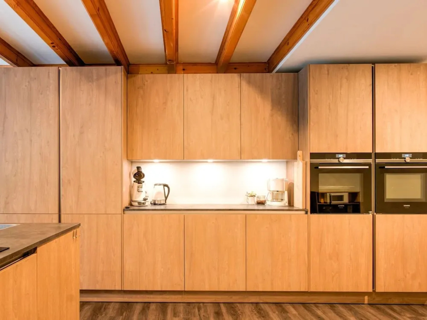 Spacious Farmhouse With Sauna, Hottub