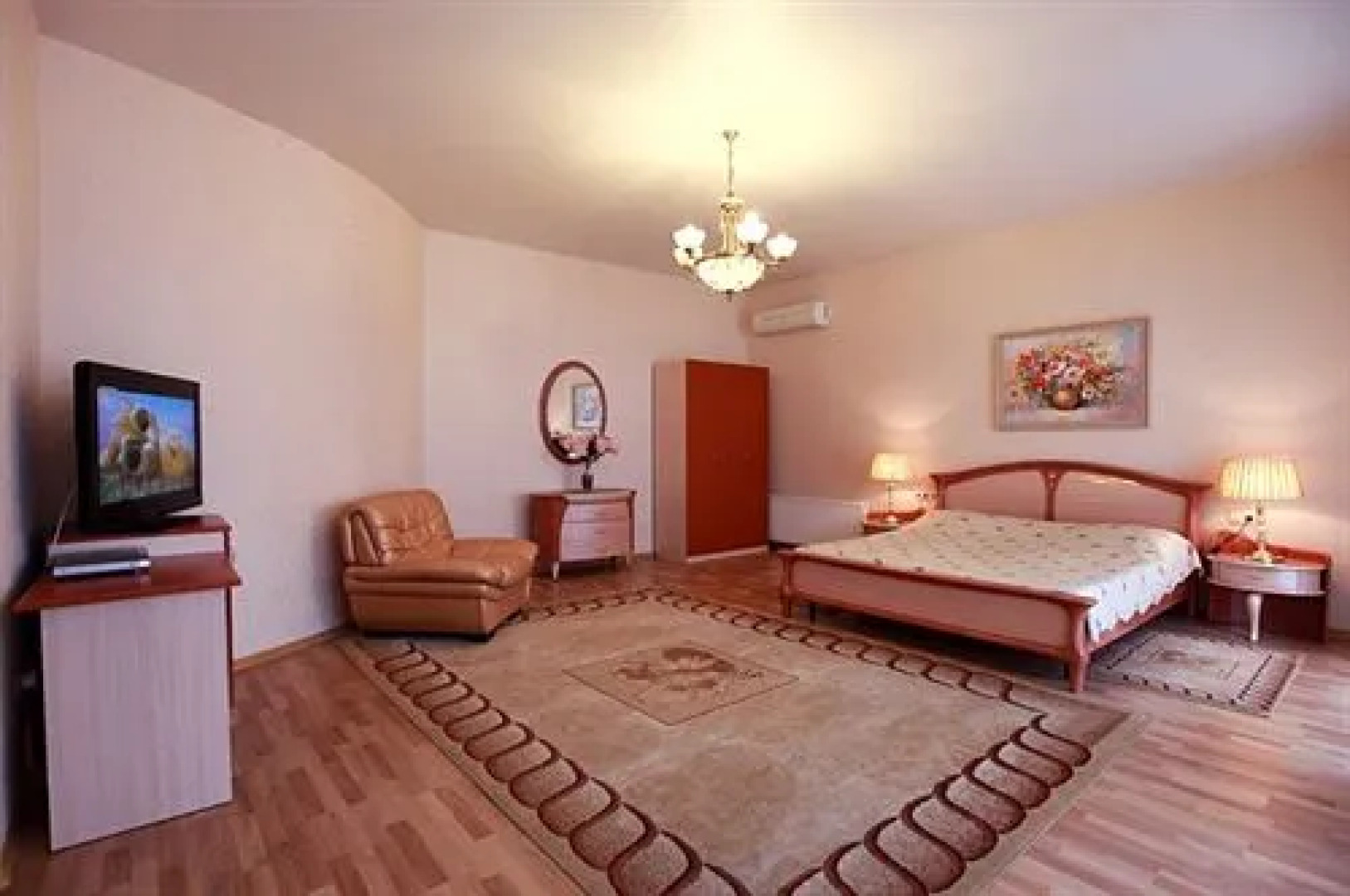 Парк-отель Пирамида