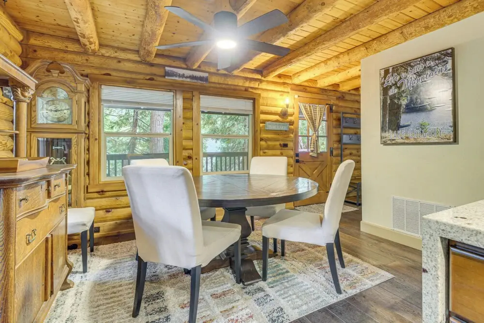 Cabin ~ 1 Mi to Lake Gregory & Hiking!