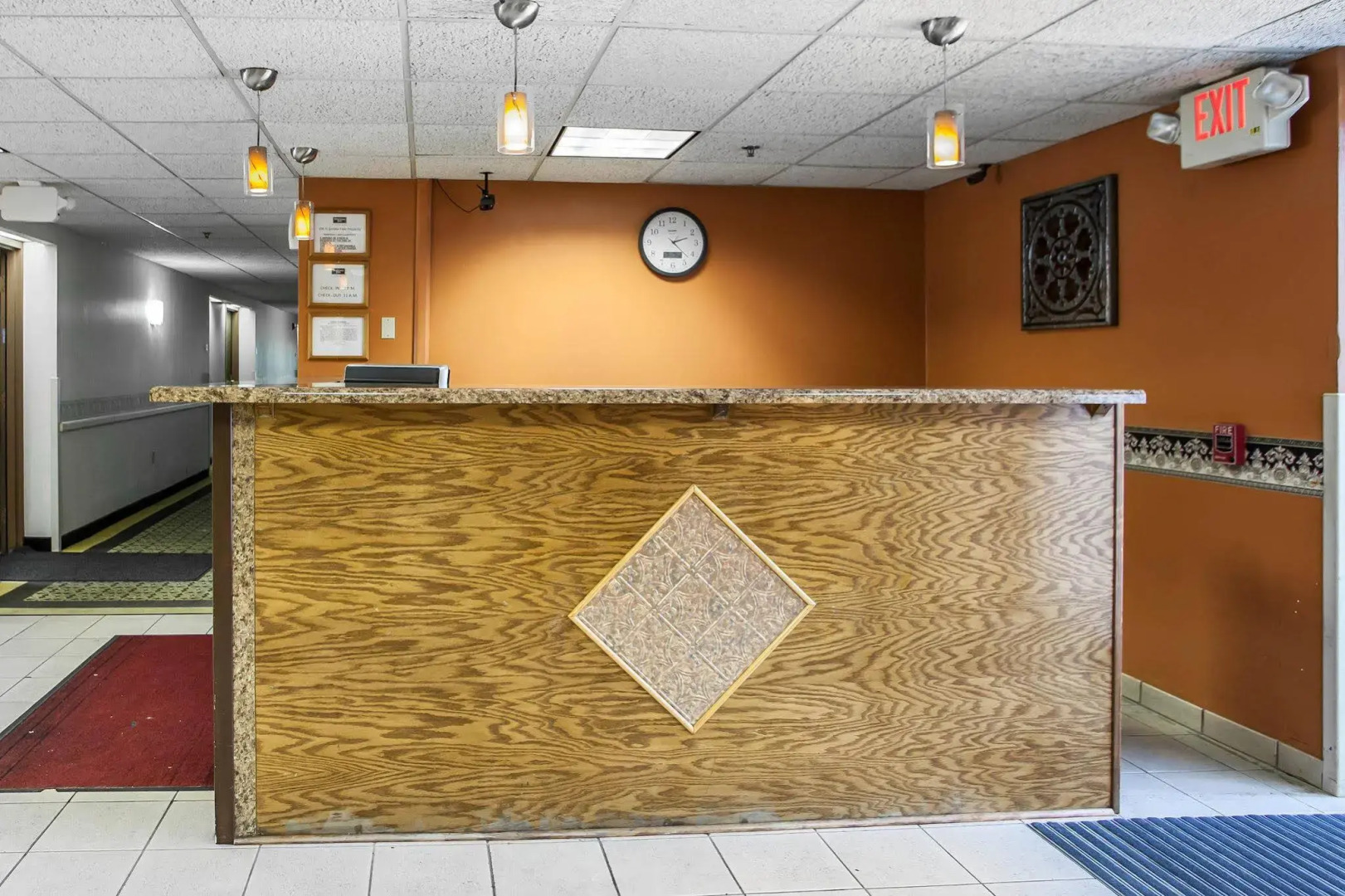 Rodeway Inn & Suites Milwaukee Airport