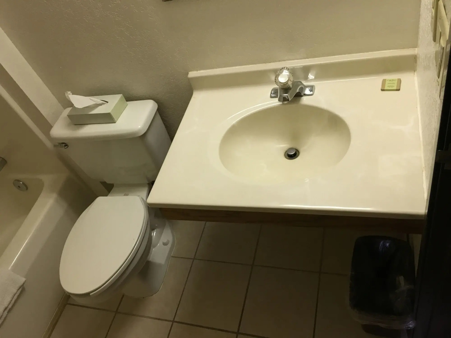 Quality Inn & Suites Howe - Sturgis