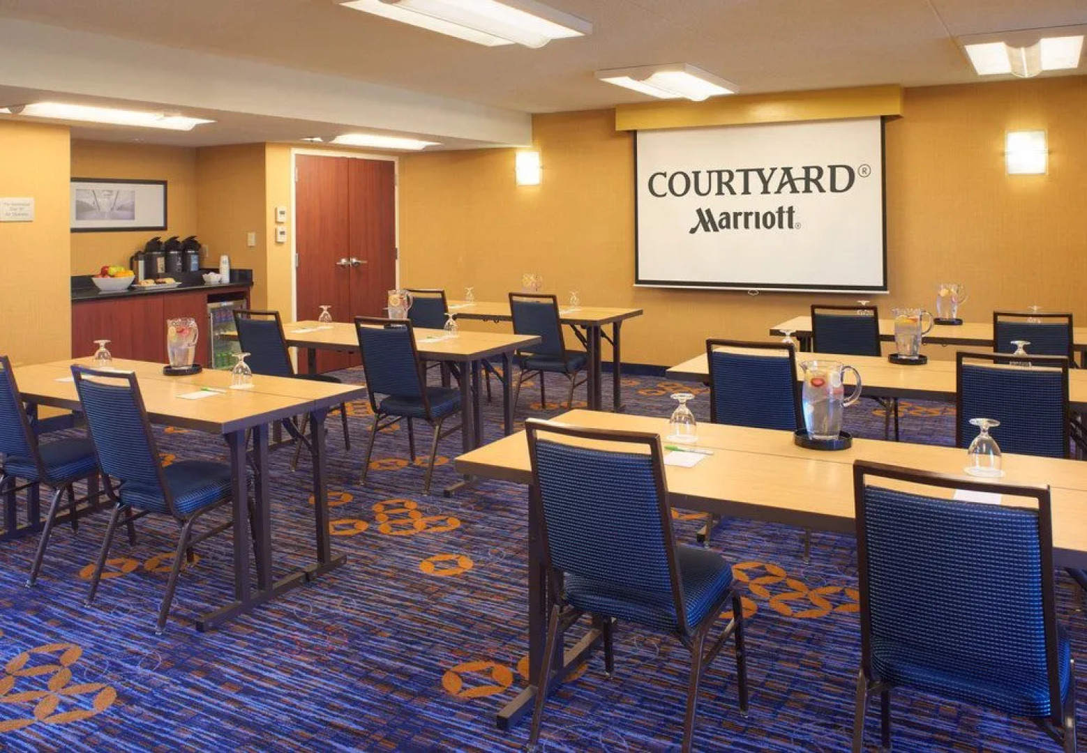 Courtyard Detroit Warren