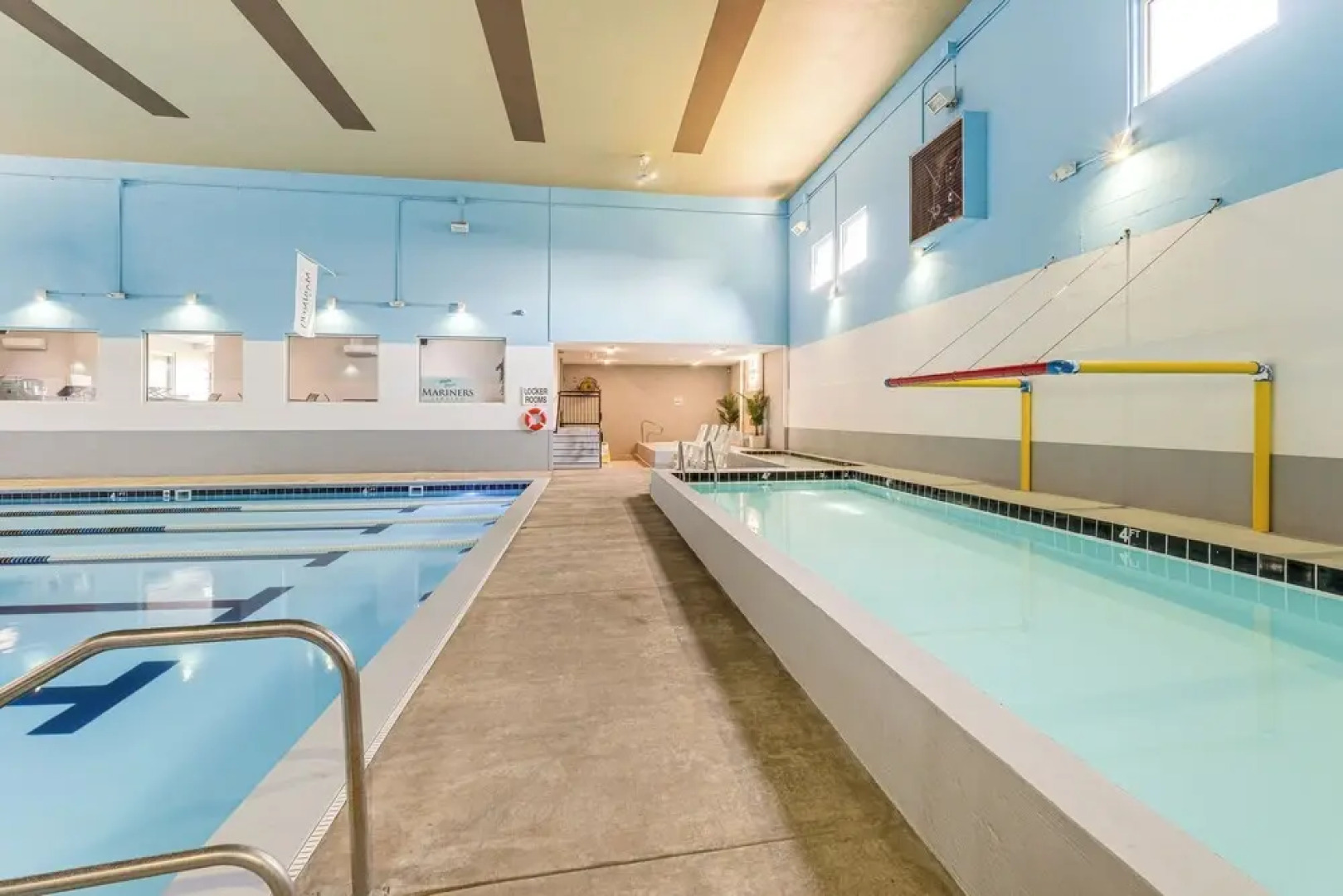 Smith Mountain Lake Condo w/ Pool Access