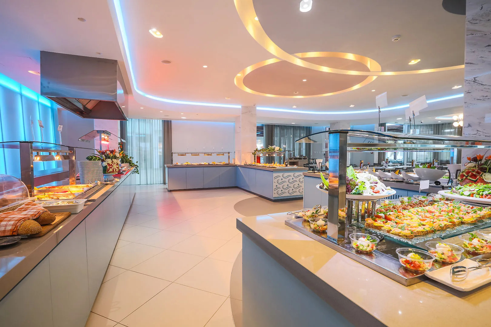 Vassos Nissi Plage Hotel & Spa