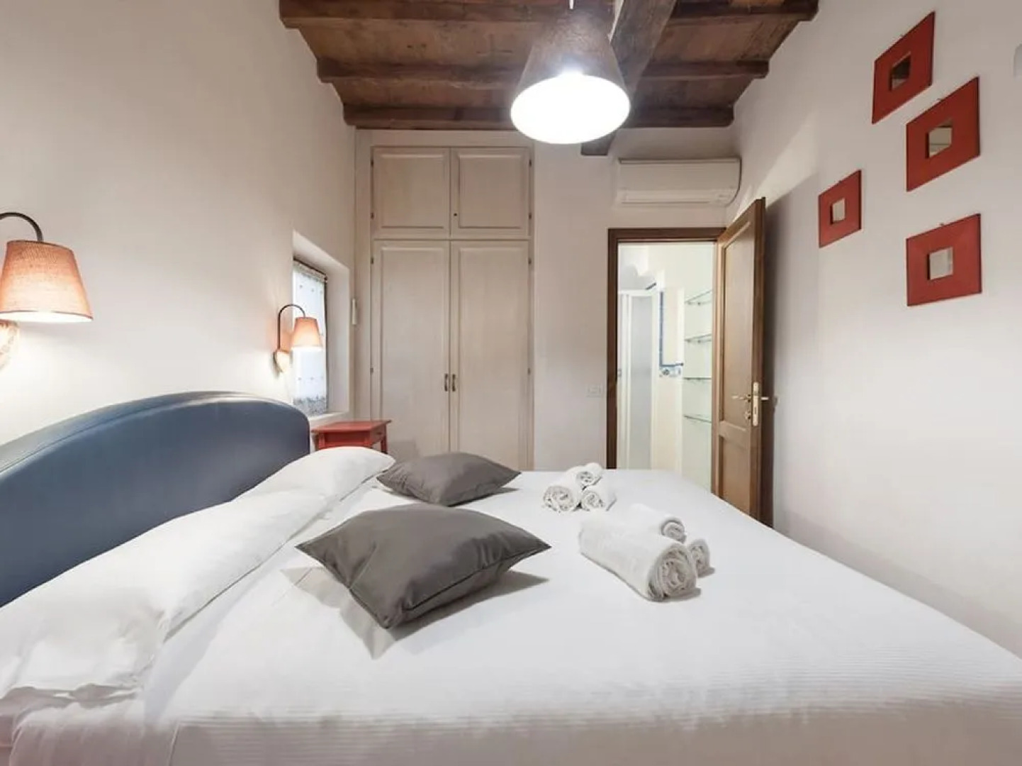 Short-let Florence apartment 3 bedrooms Mercato Centrale