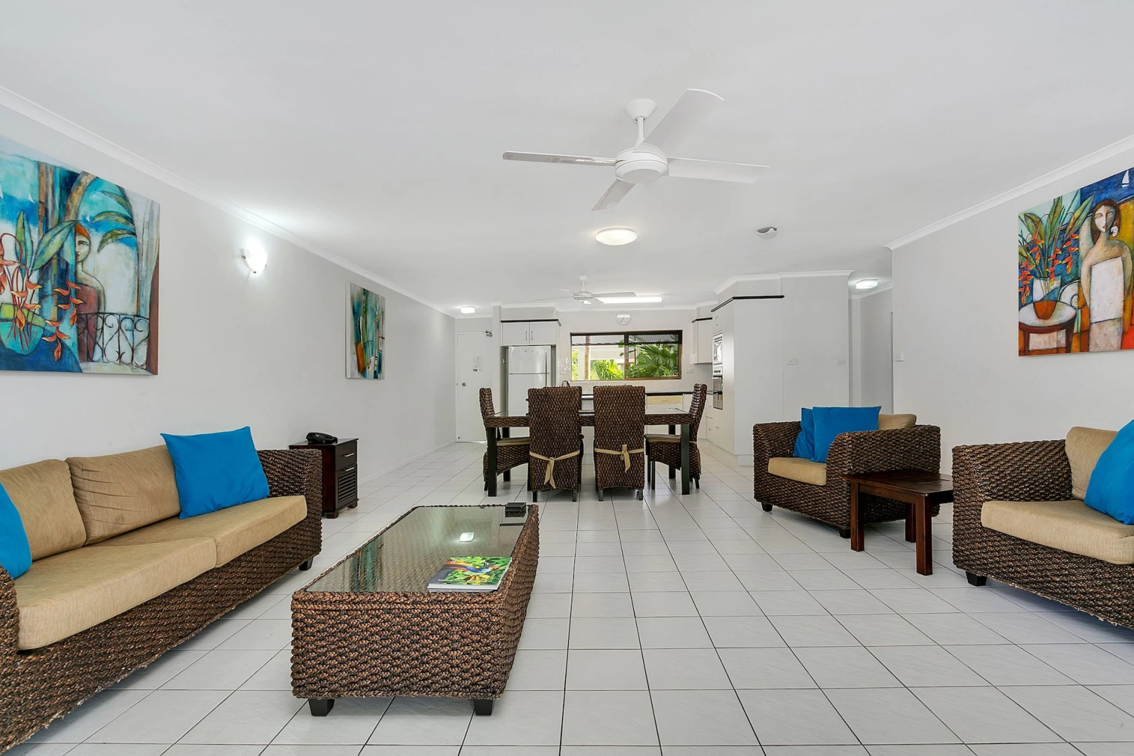 Roydon Beachfront Apartments