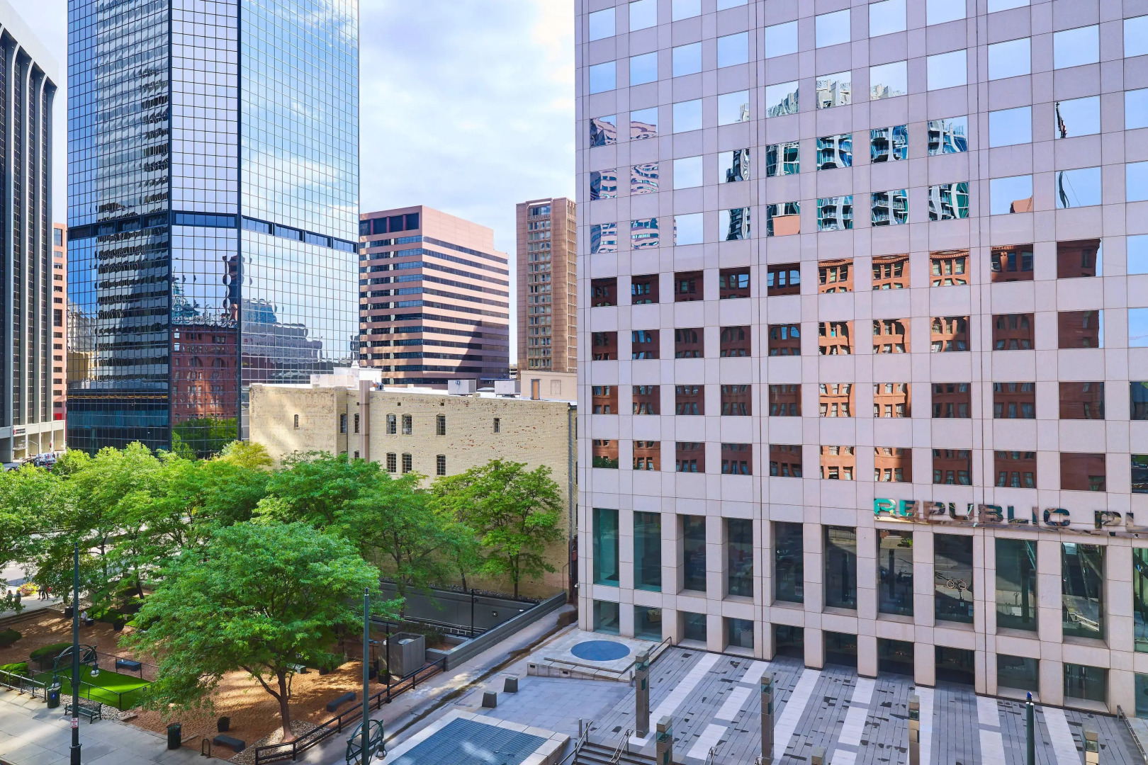 Отель The Brown Palace Hotel and Spa, Autograph Collection