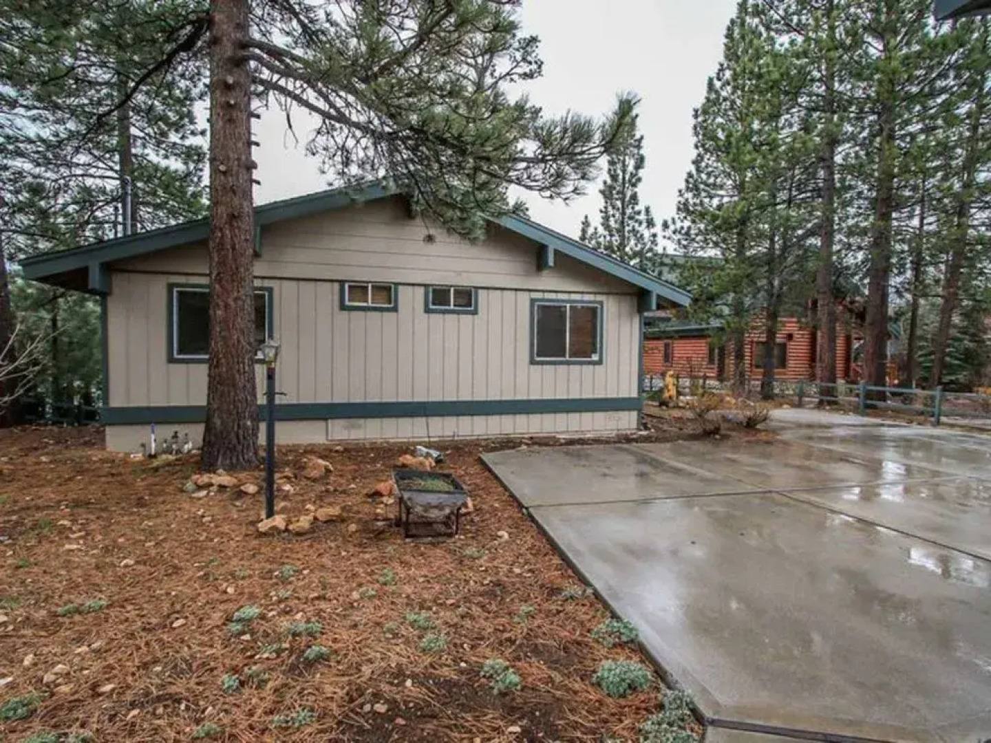 Lakefront Sanctuary #1306