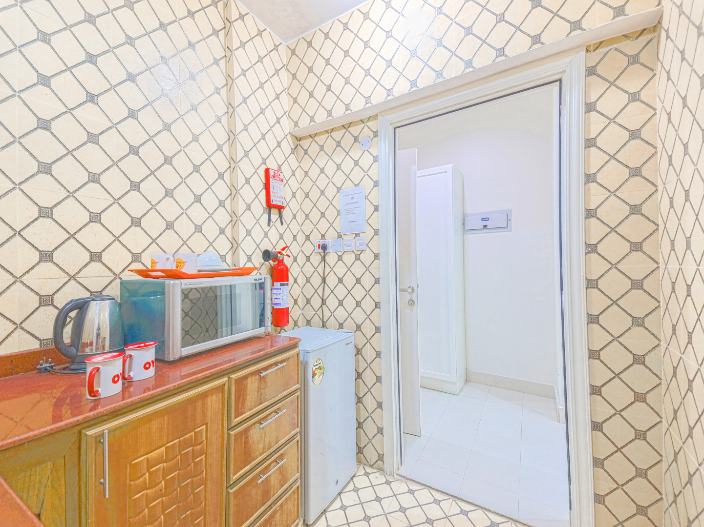 Отель Palette Muscat Al Bayrahaa