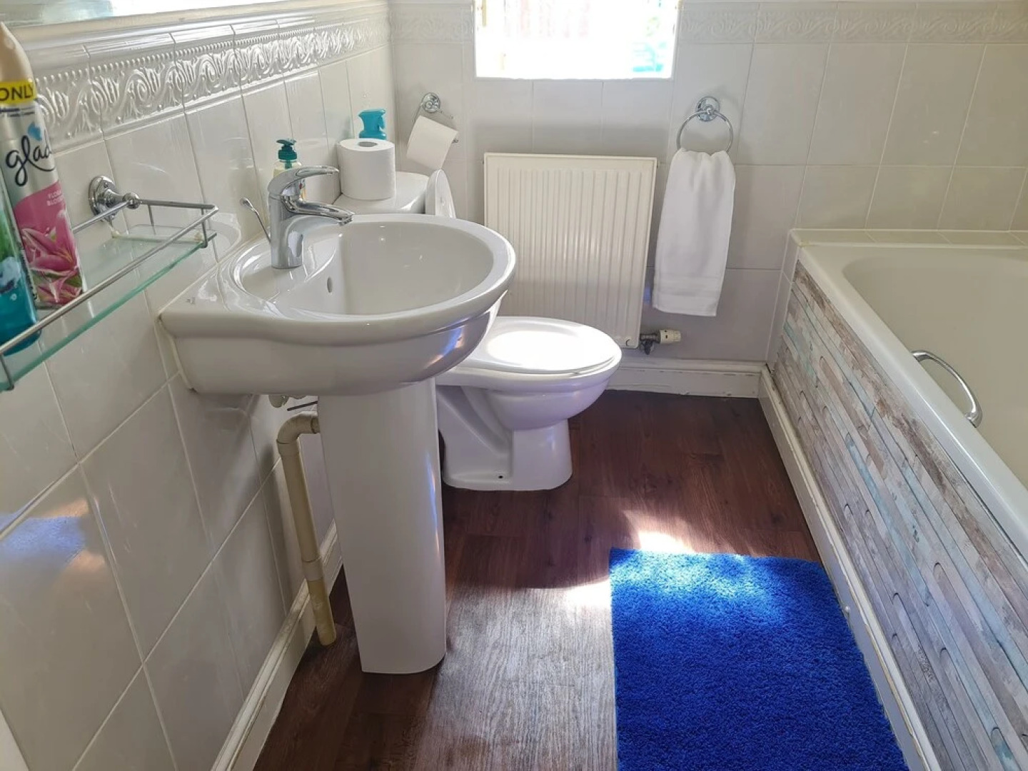 Stunning 4-bed House in Walsall