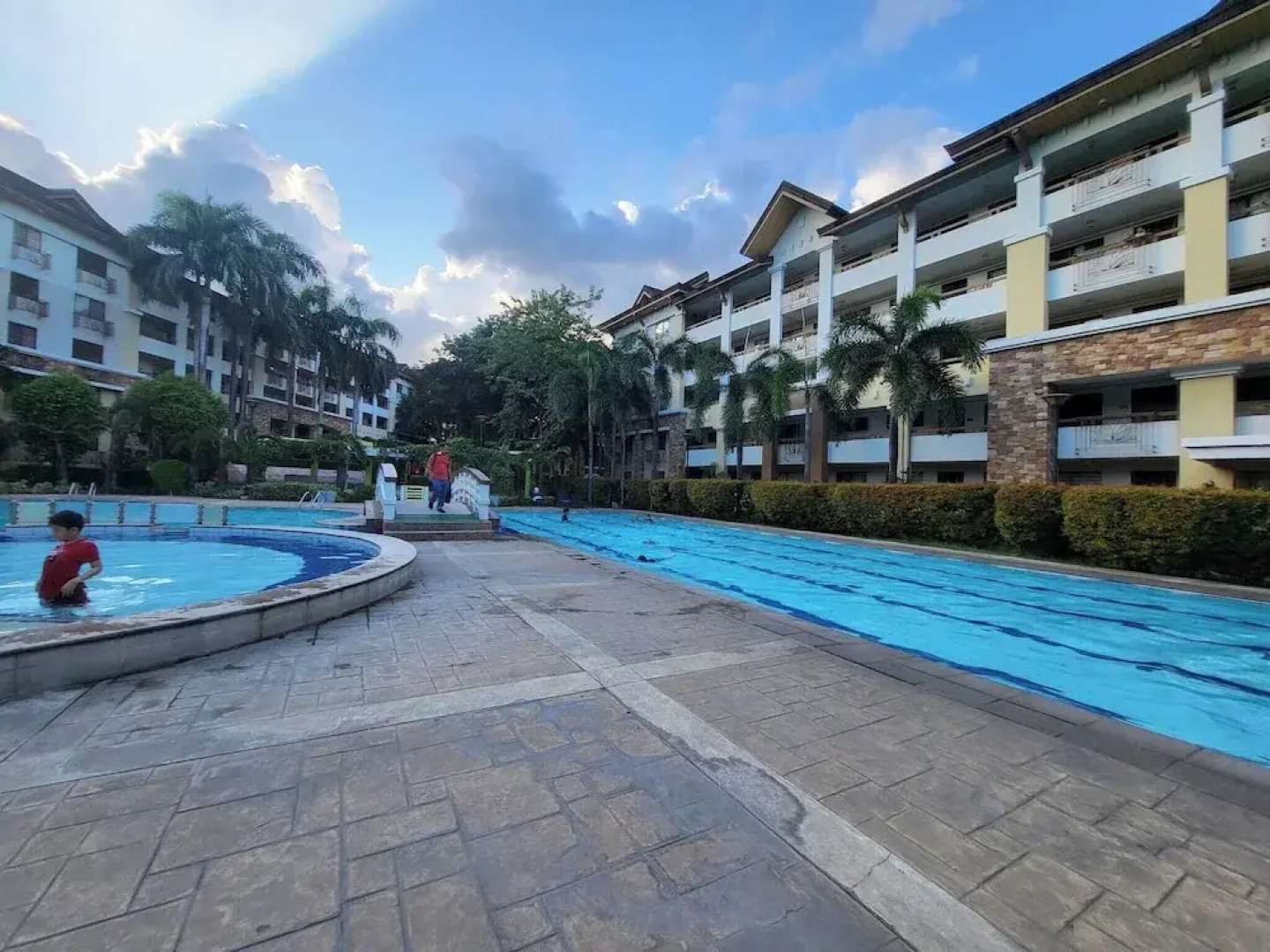 Oasis Living in Pasig City - 2bedroom Condo for Rent