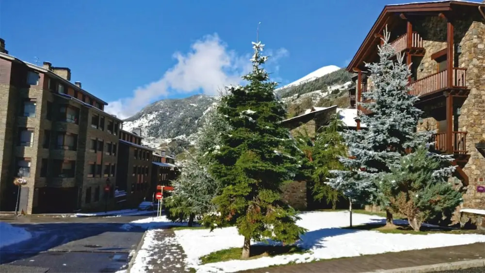 Apartment With 2 Bedrooms in El Tarter, With Wifi - 800 m From the Slo