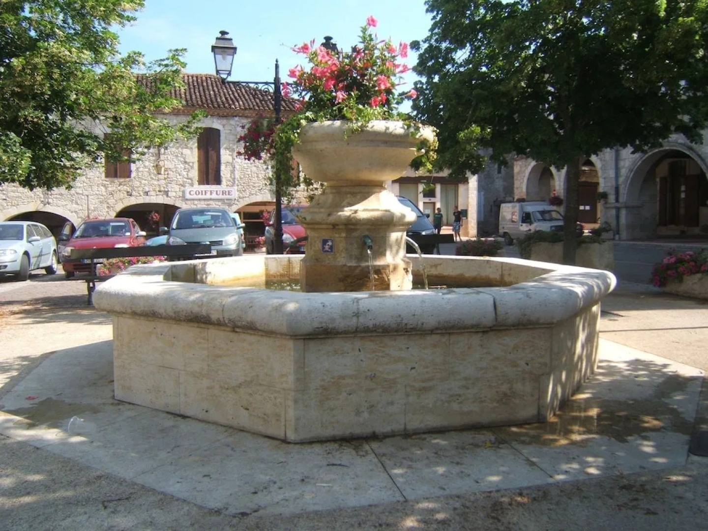 Neat Apartment With a Bbq, Near Montréal du Gers