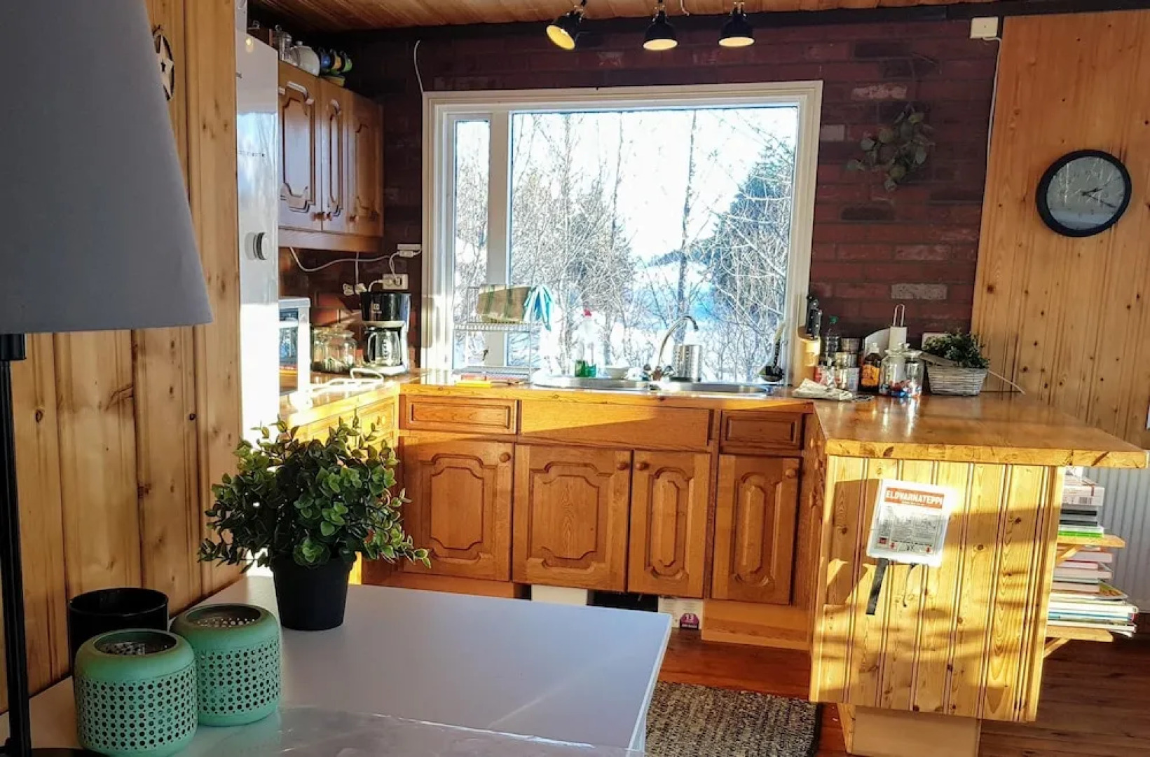 Eyja Mörk & Bubble Bedroom