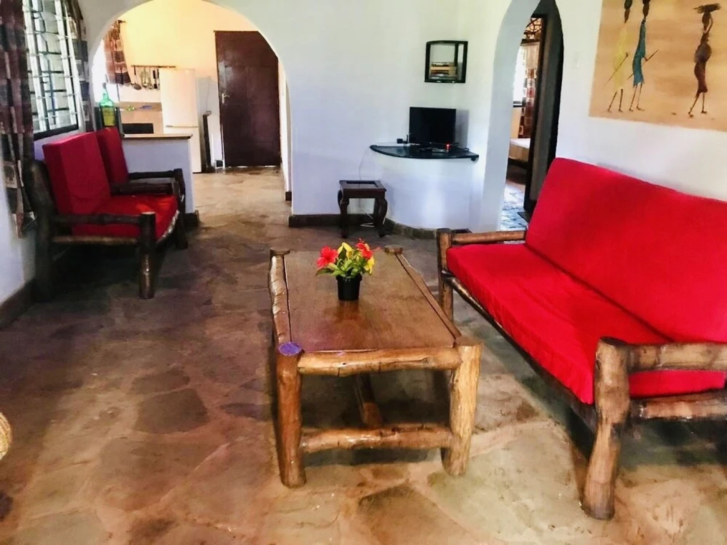 Villa Dora and Holly