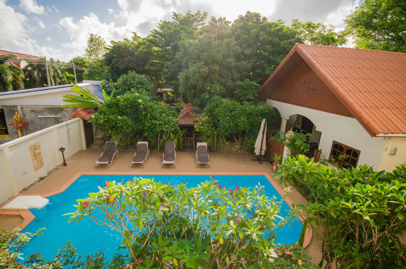 Namphung Phuket Boutique Resort
