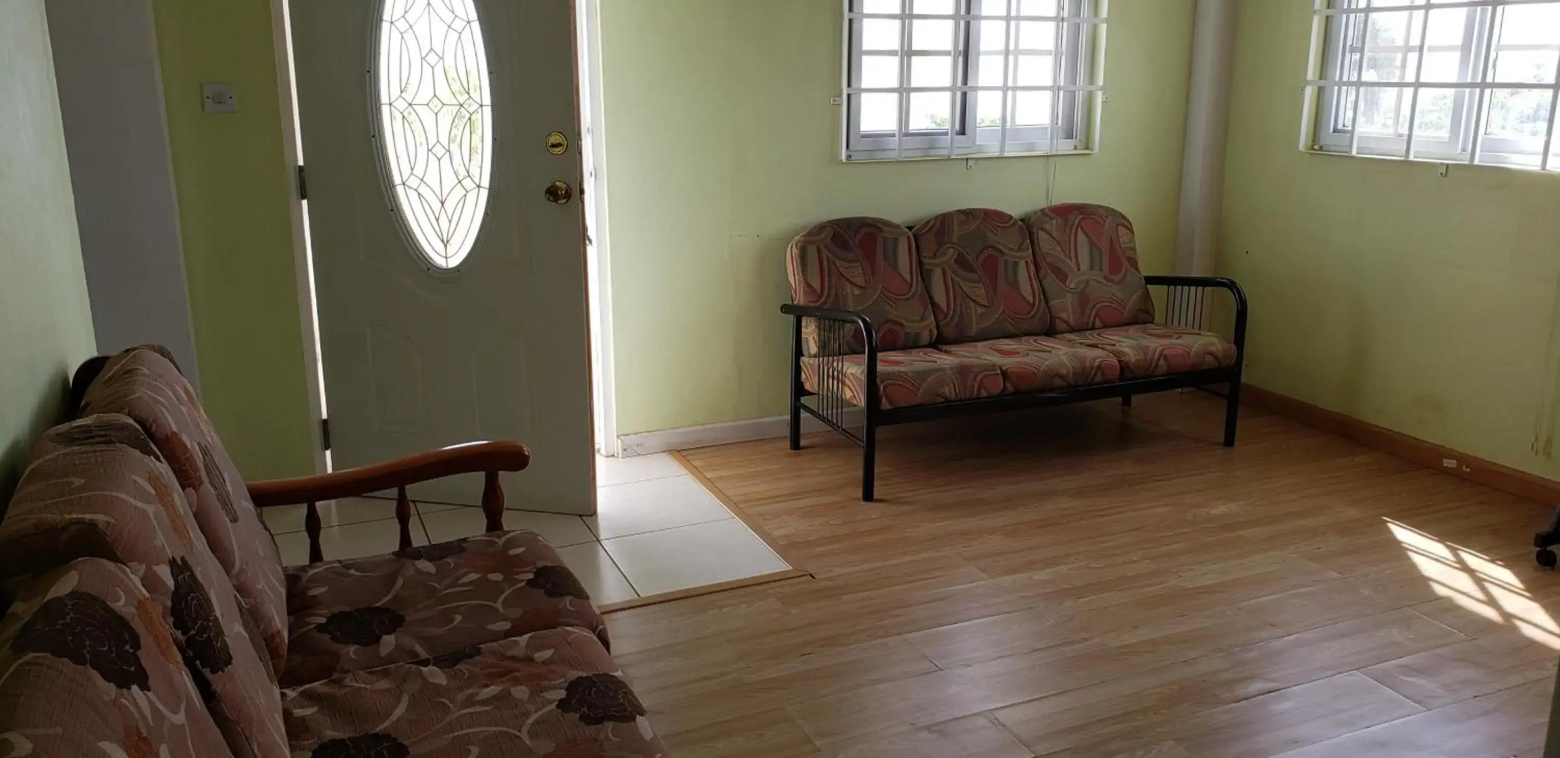 Unit 5/6 Private Apartment - Roseau