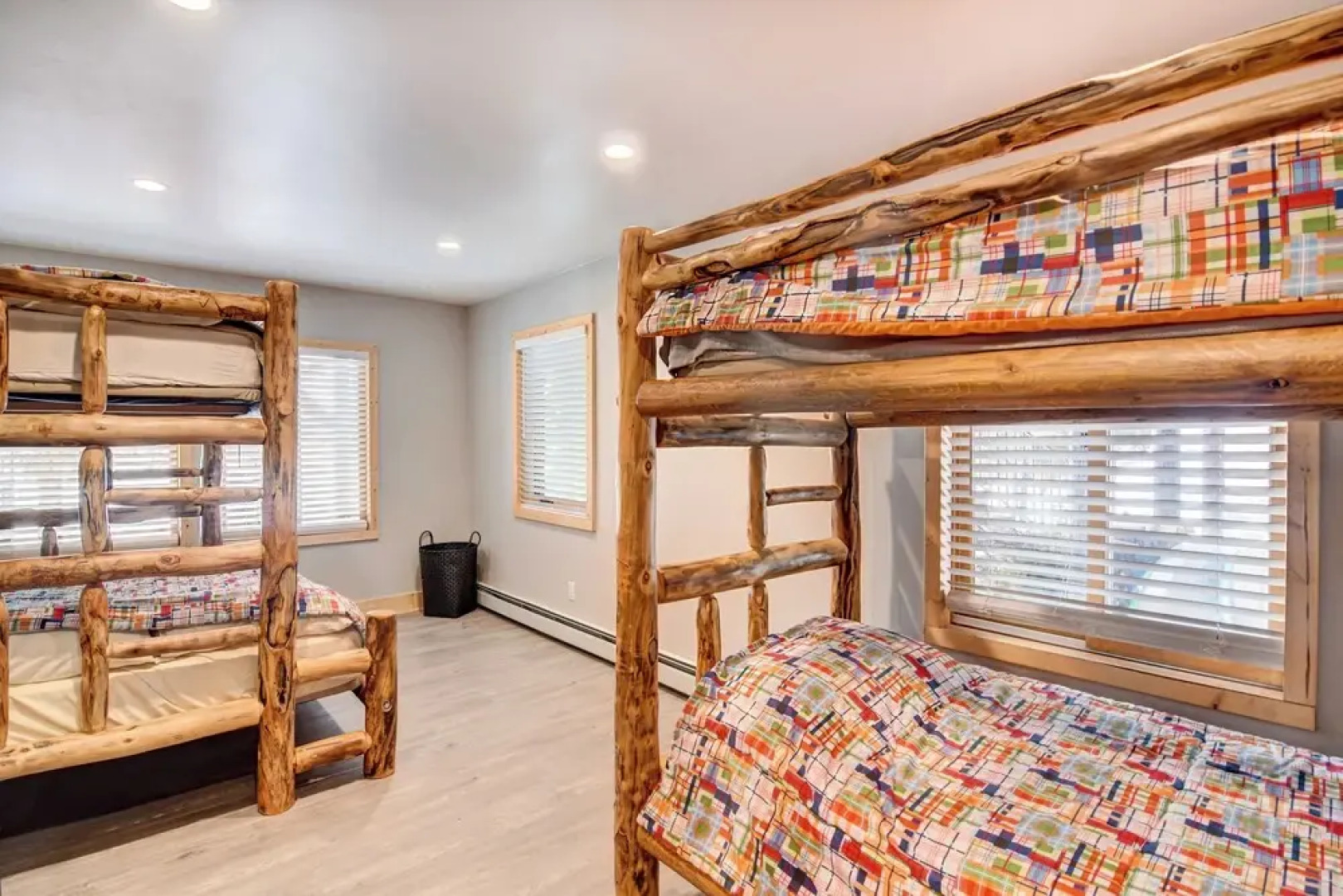 Hot Tub & Mtn Views: Waterfront Grand Lake Cabin!