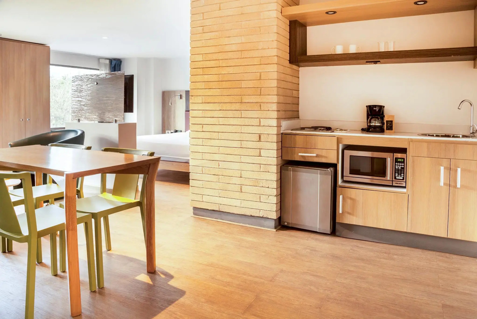 Viaggio Teleport Suites