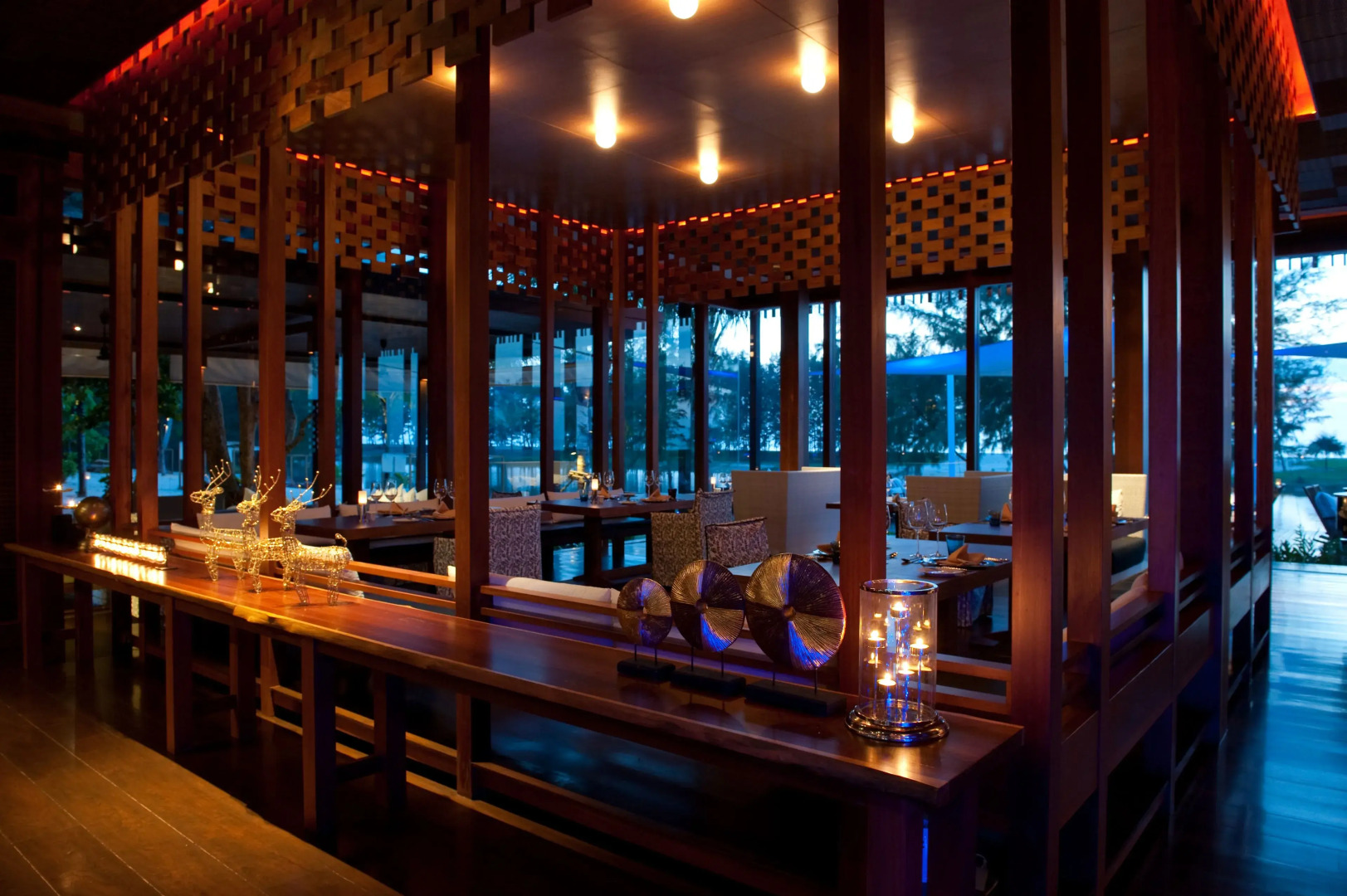 Wanakarn Beach Resort & Spa