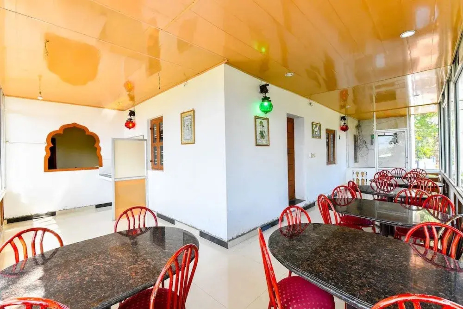 OYO 16660 Anamudi Heritage Resort