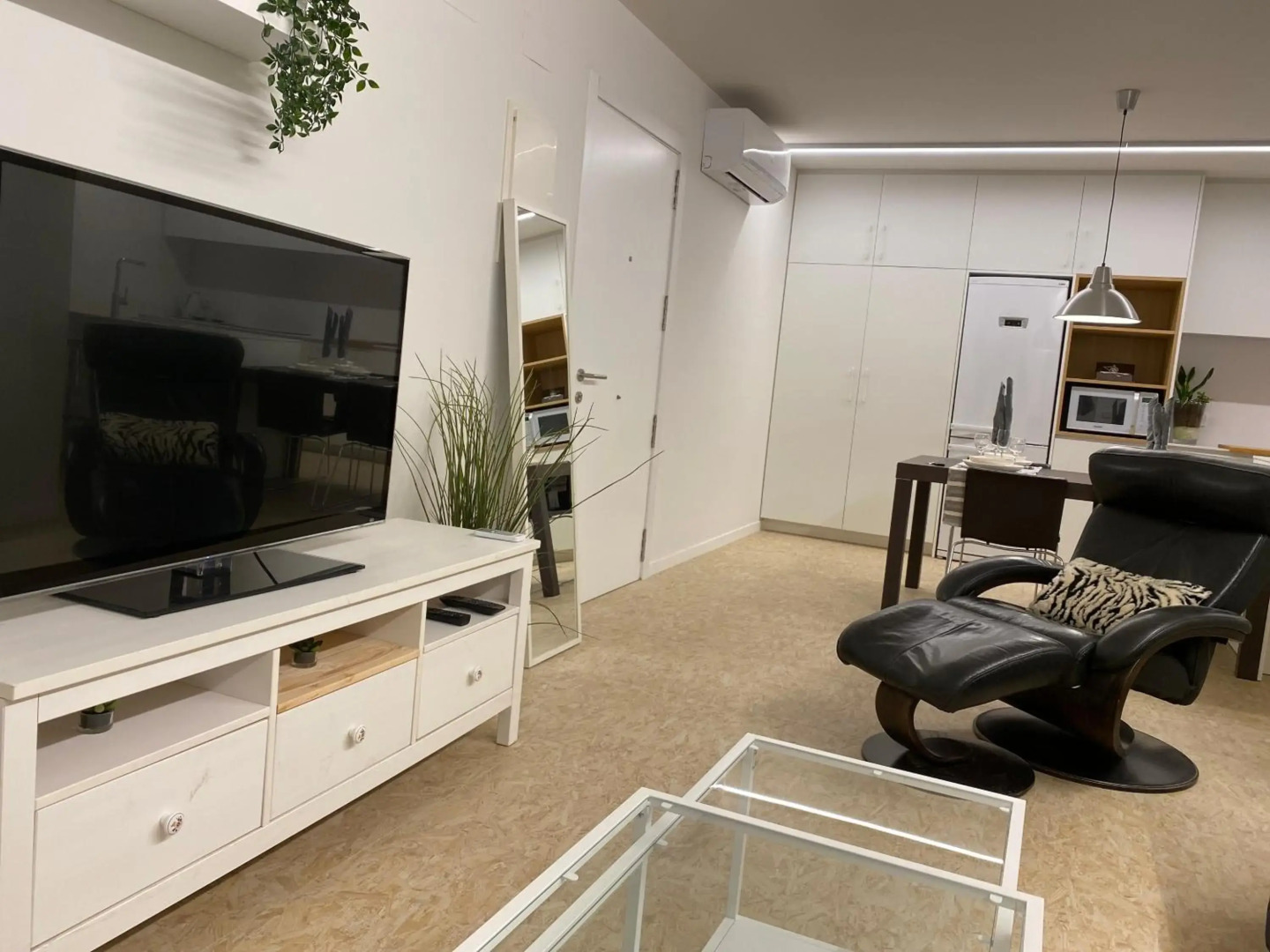 JASALPI único apartamento delante del Lago de Banyoles